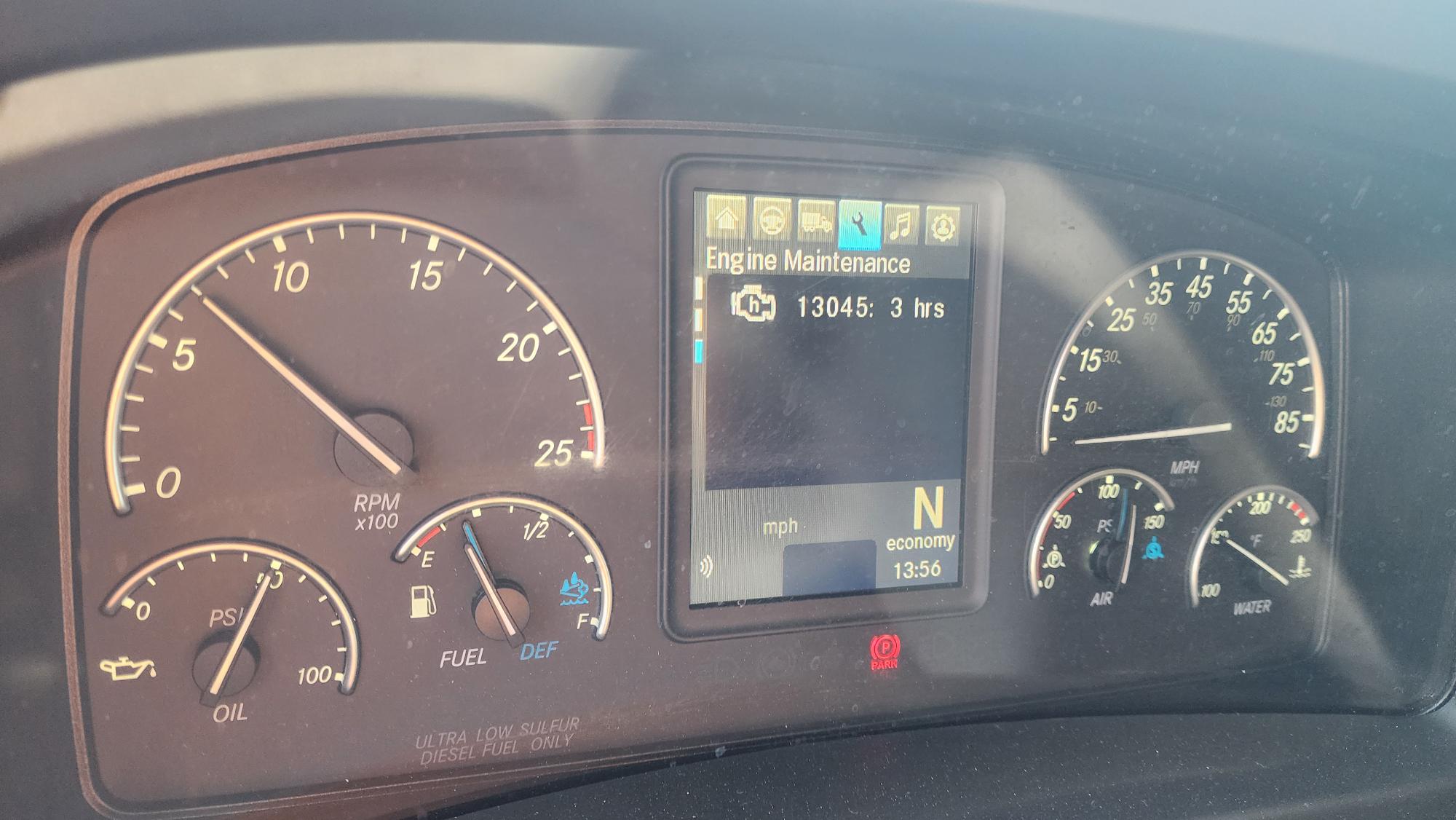 2023 FREIGHTLINER CASCADIA 126SLP - image 15