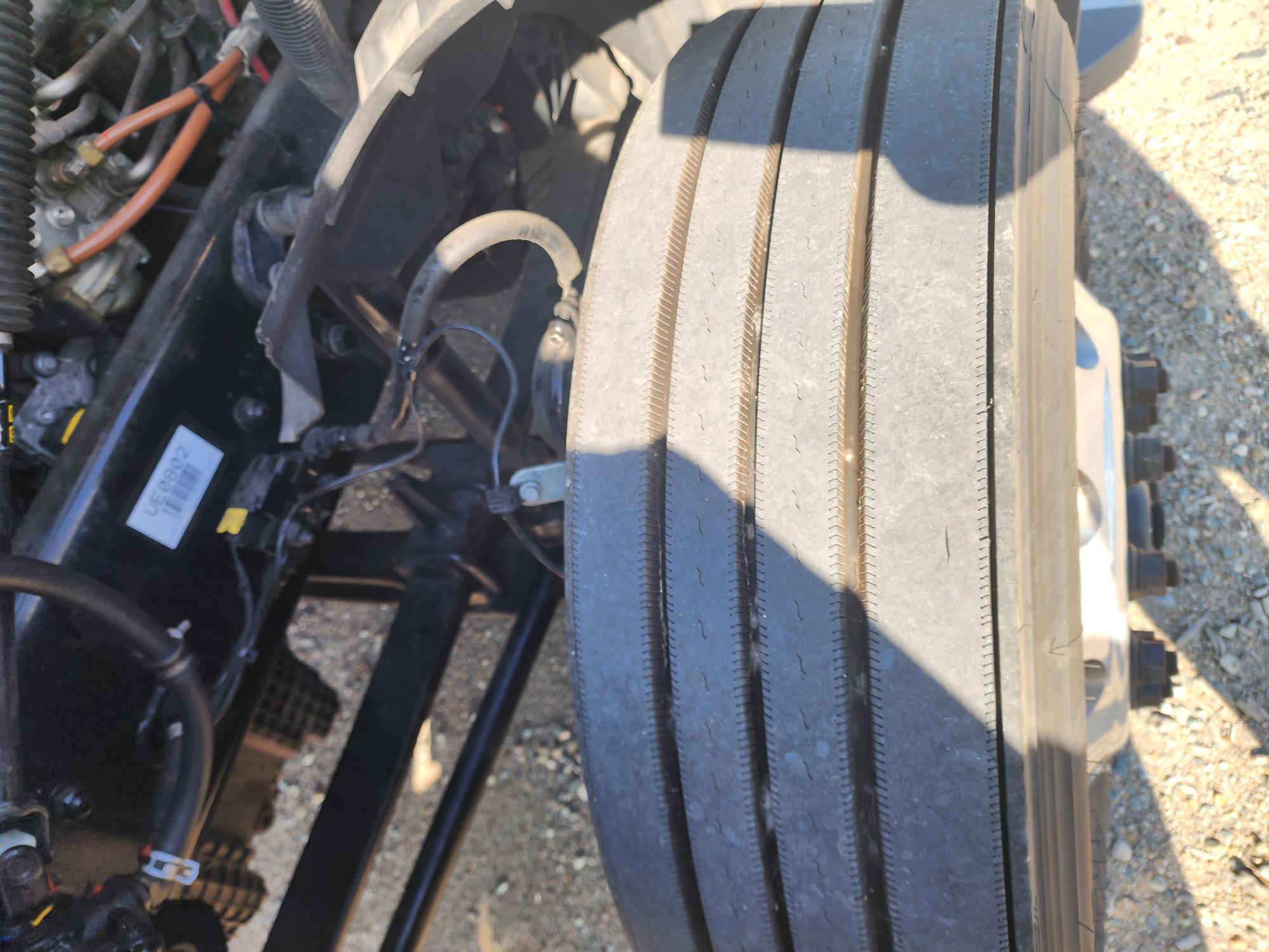 2023 FREIGHTLINER CASCADIA 126SLP - image 12