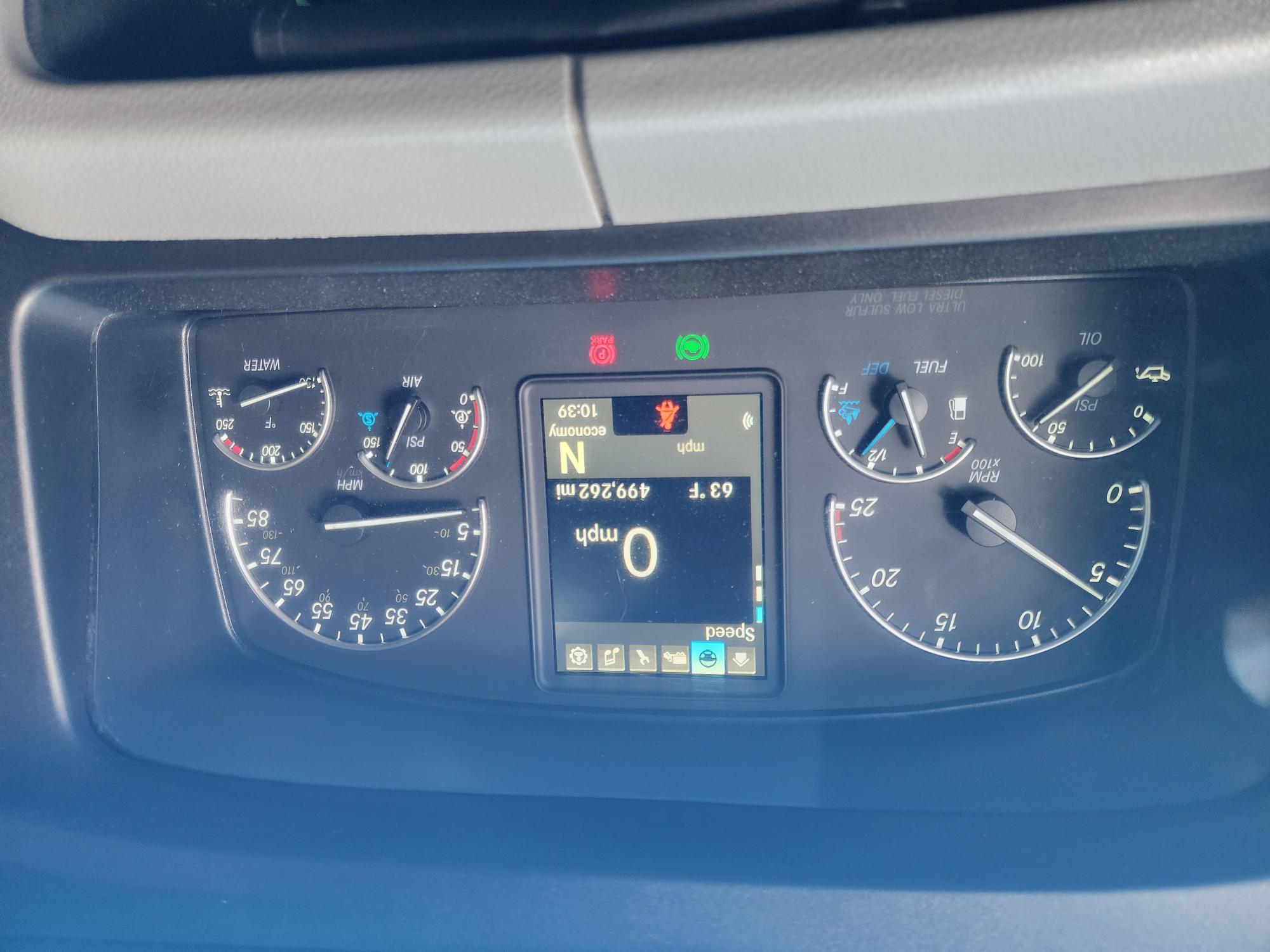 2021 FREIGHTLINER CASCADIA 126SLP - image 16