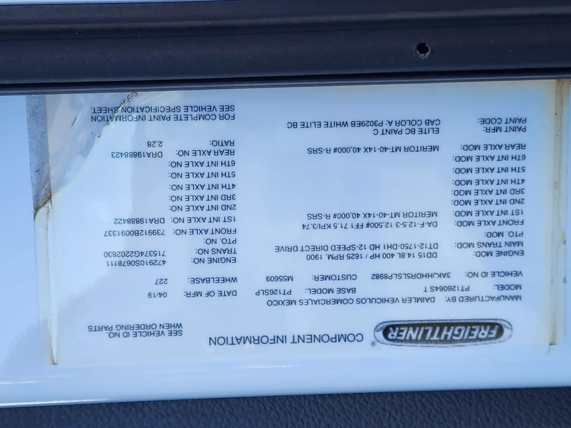 2020 FREIGHTLINER CASCADIA 126SLP - image 23