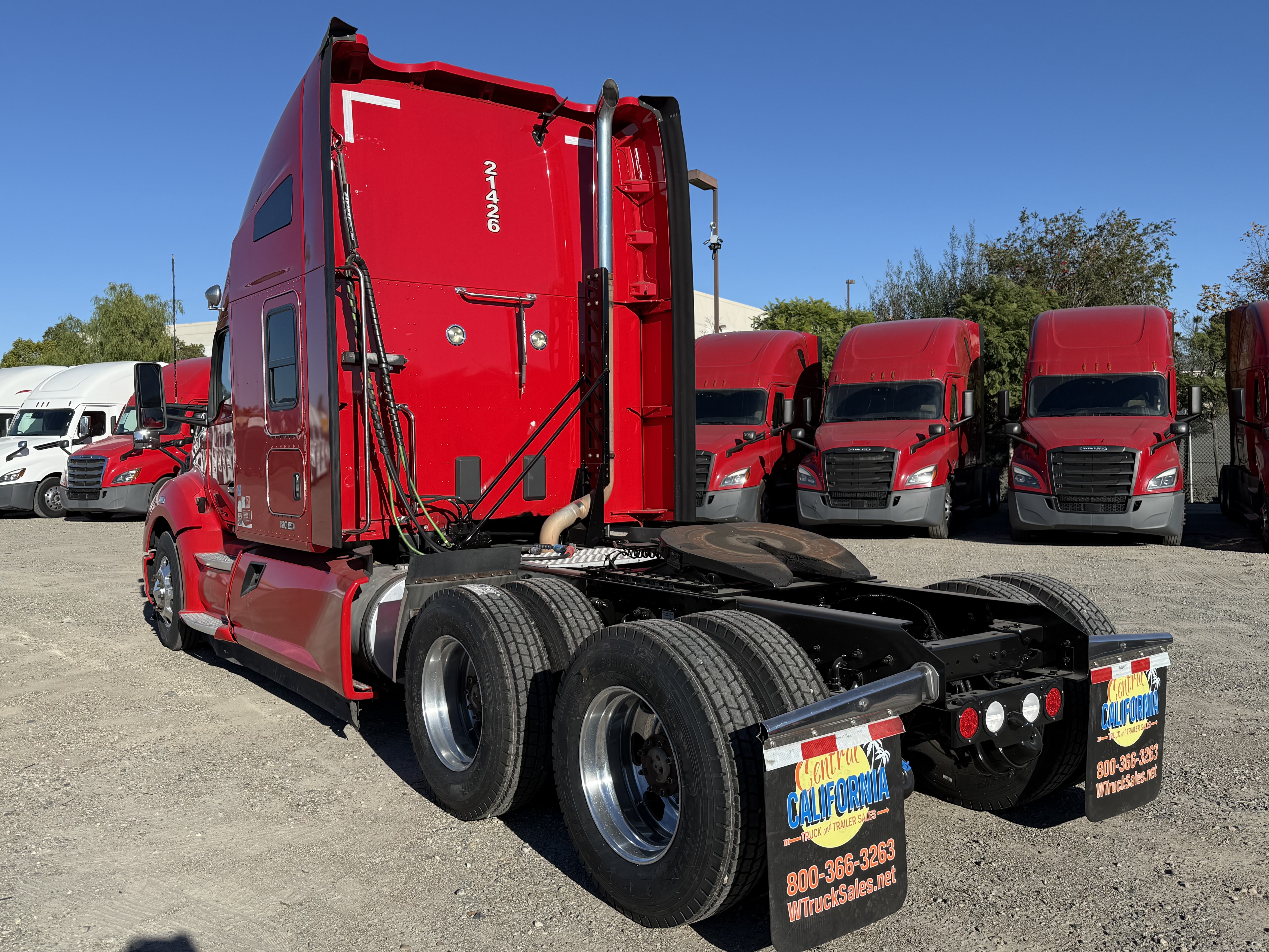 2021 KENWORTH T680 - image 4