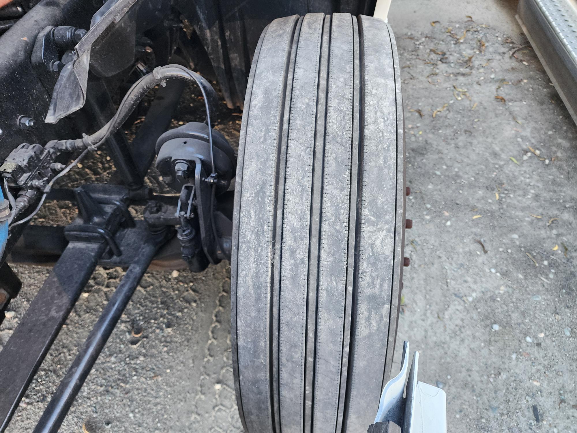 2020 FREIGHTLINER CASCADIA 126SLP - image 12