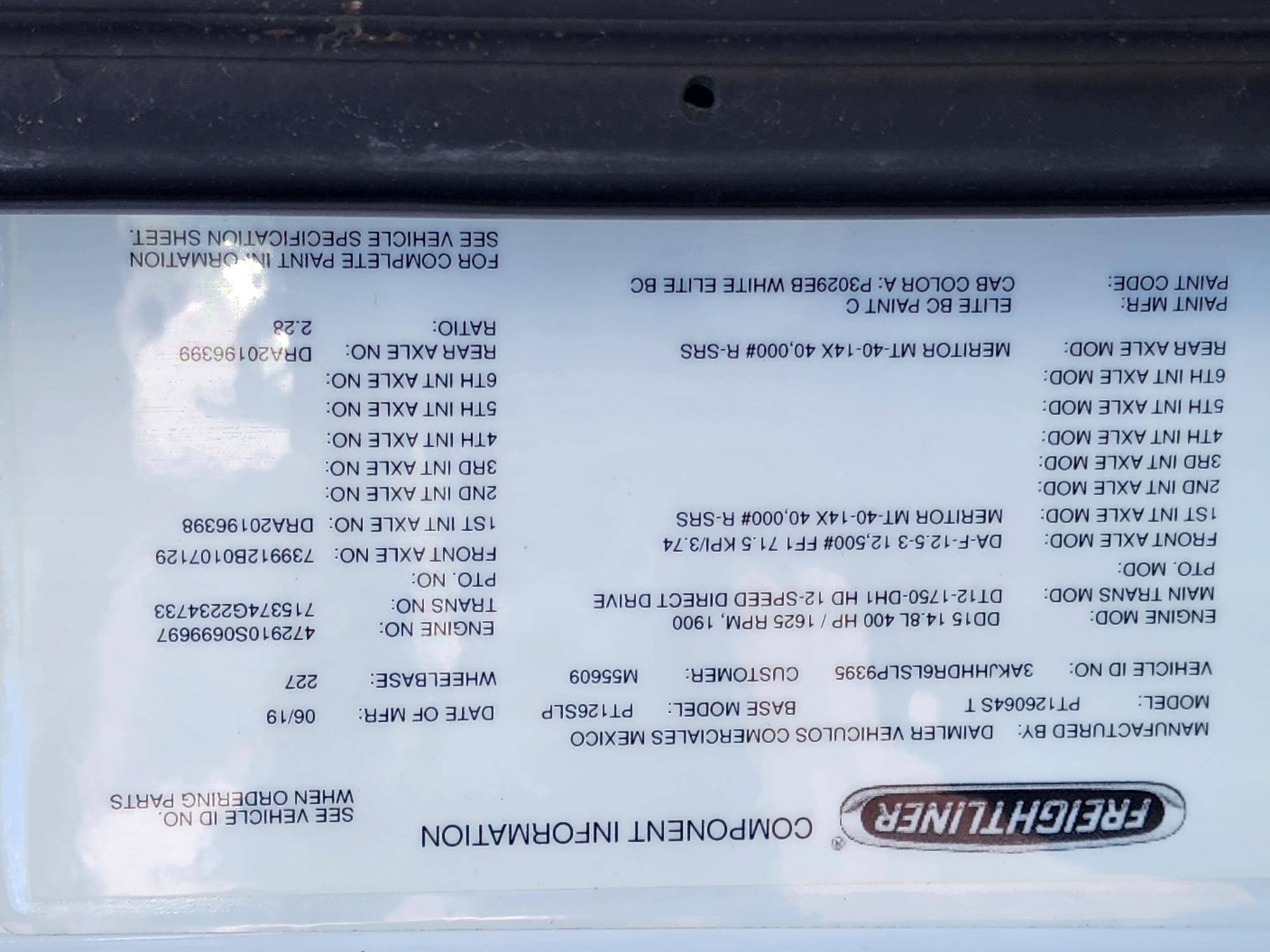 2020 FREIGHTLINER CASCADIA 126SLP - image 23