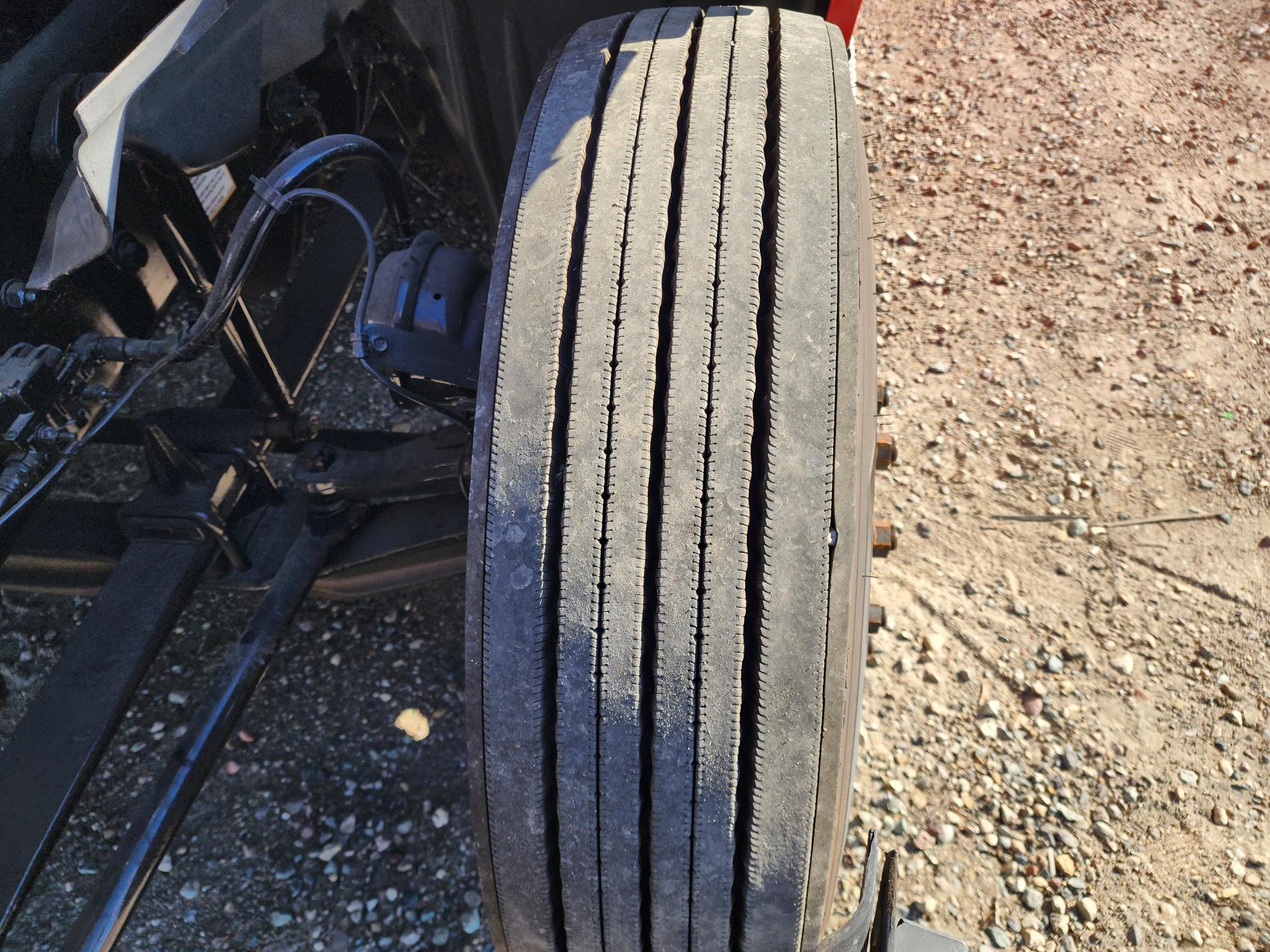 2021 FREIGHTLINER CASCADIA 126SLP - image 13