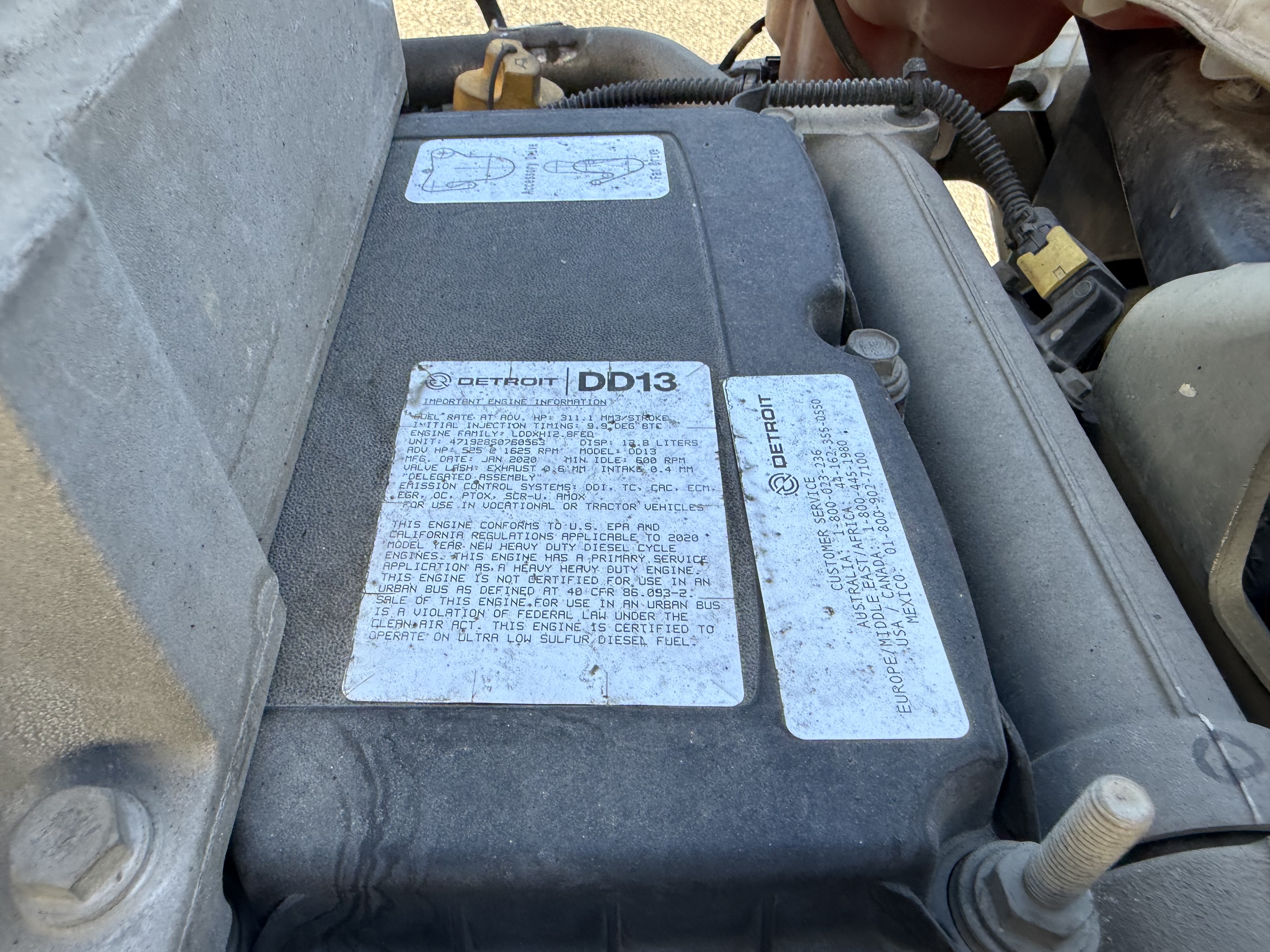 2021 FREIGHTLINER CASCADIA 126DC - image 11