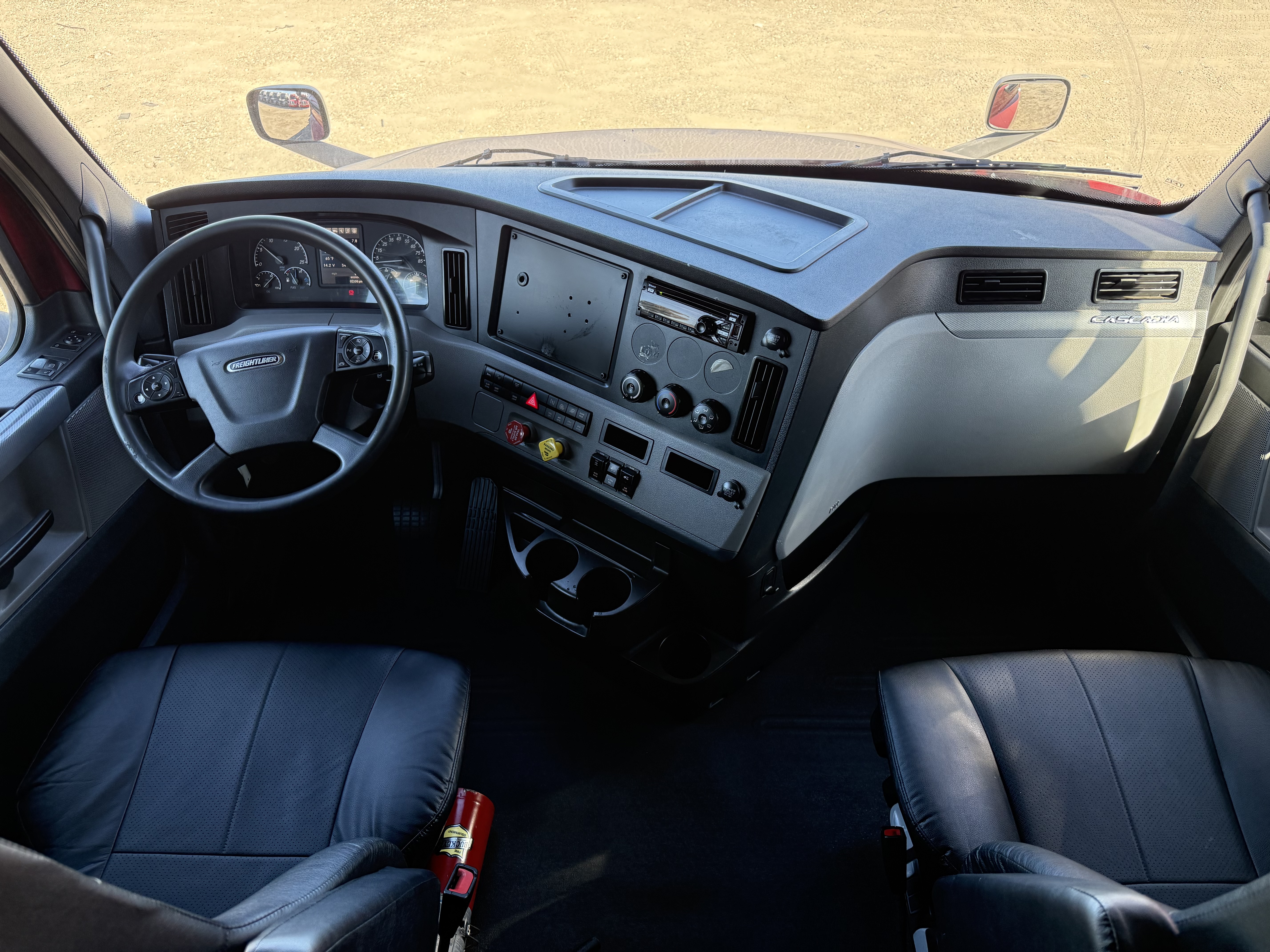 2020 FREIGHTLINER CASCADIA 126SLP - image 14