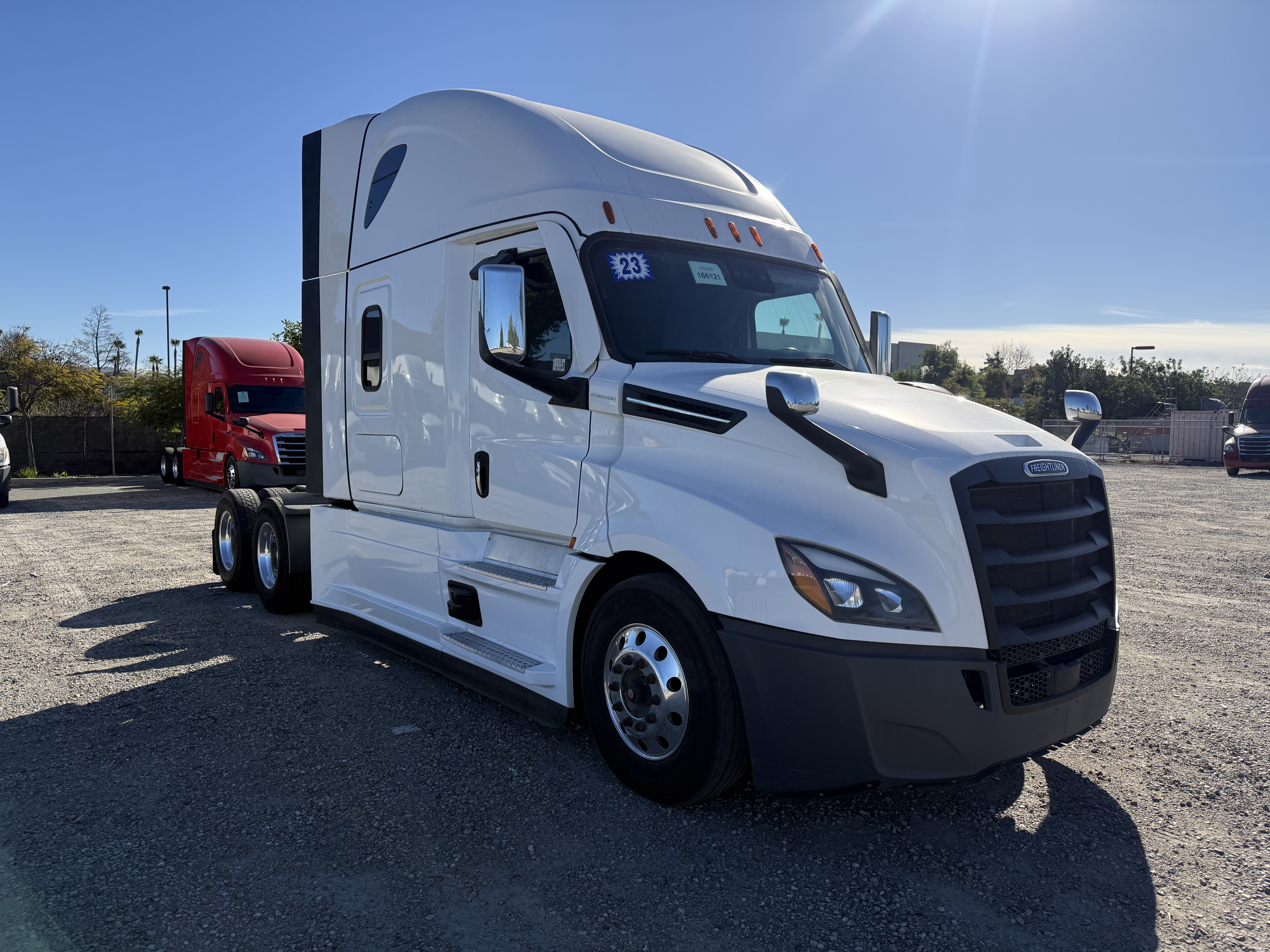 2023 FREIGHTLINER CASCADIA 126SLP - image 8