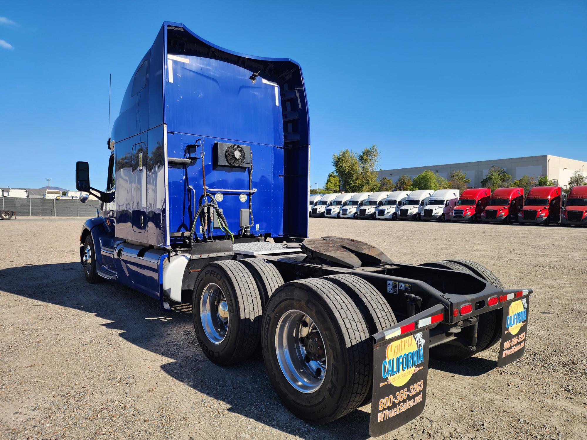 2019 PETERBILT 579 - image 4