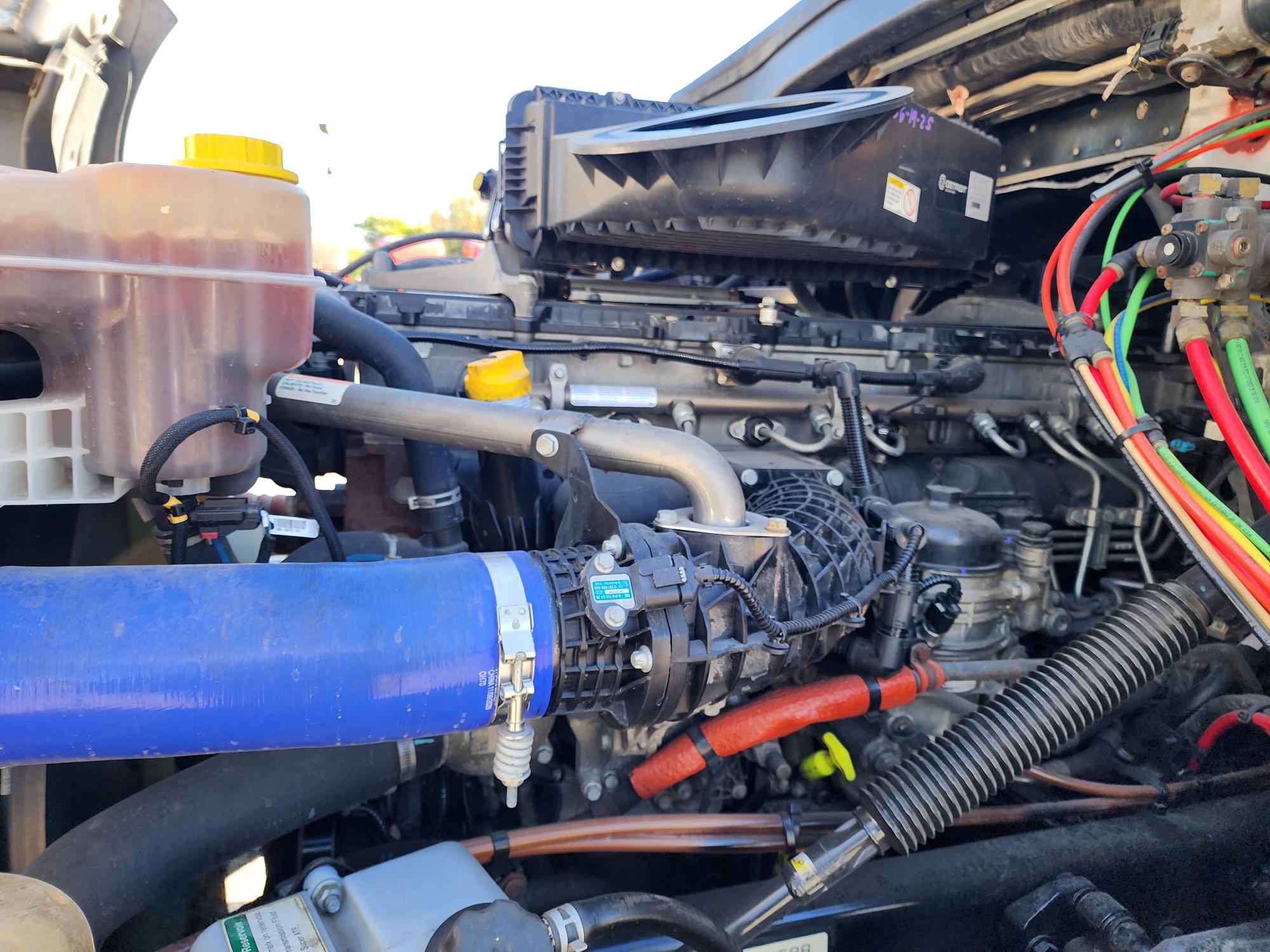 2021 FREIGHTLINER CASCADIA 126SLP - image 10