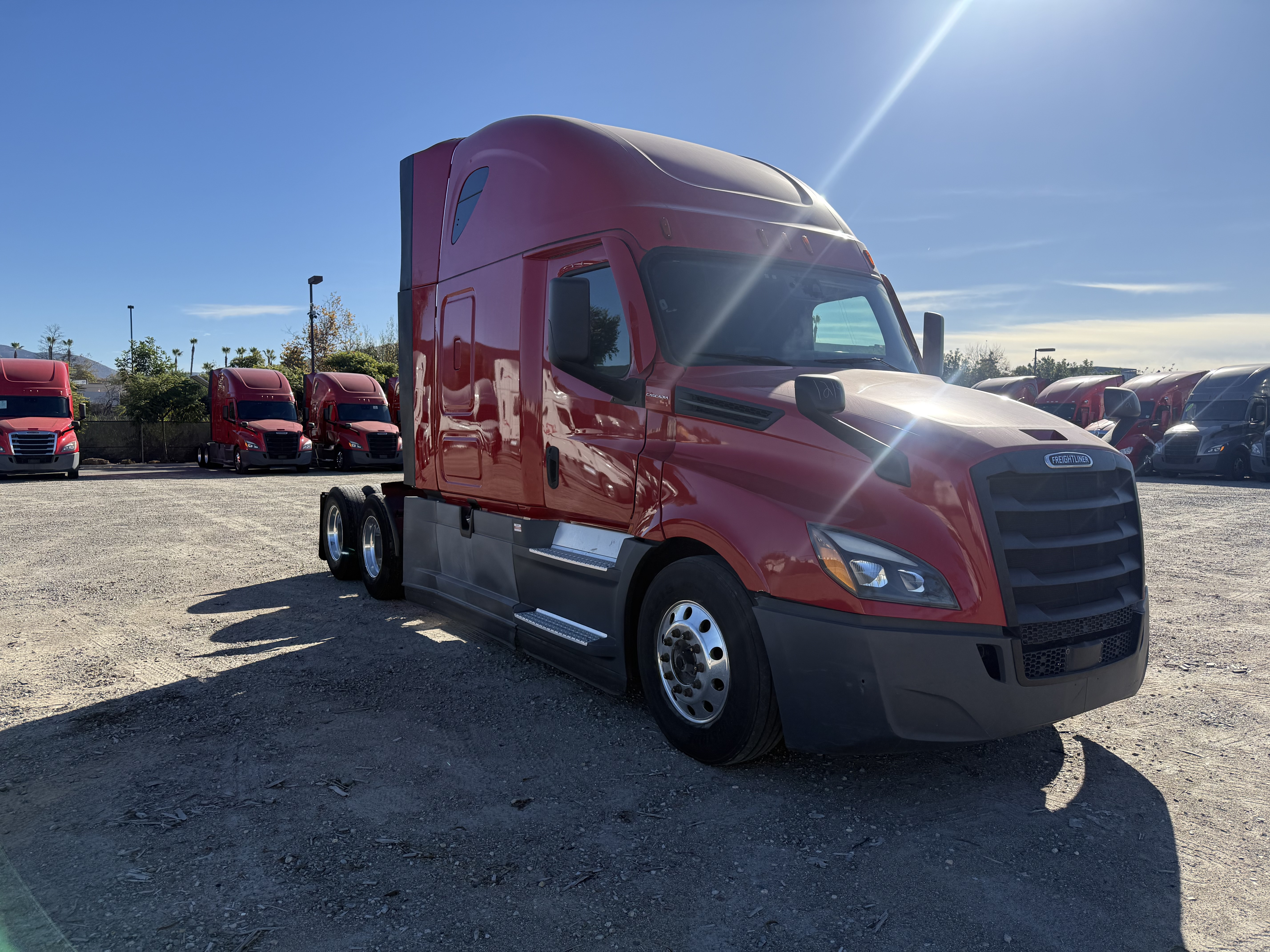 2021 FREIGHTLINER CASCADIA 126SLP - image 8