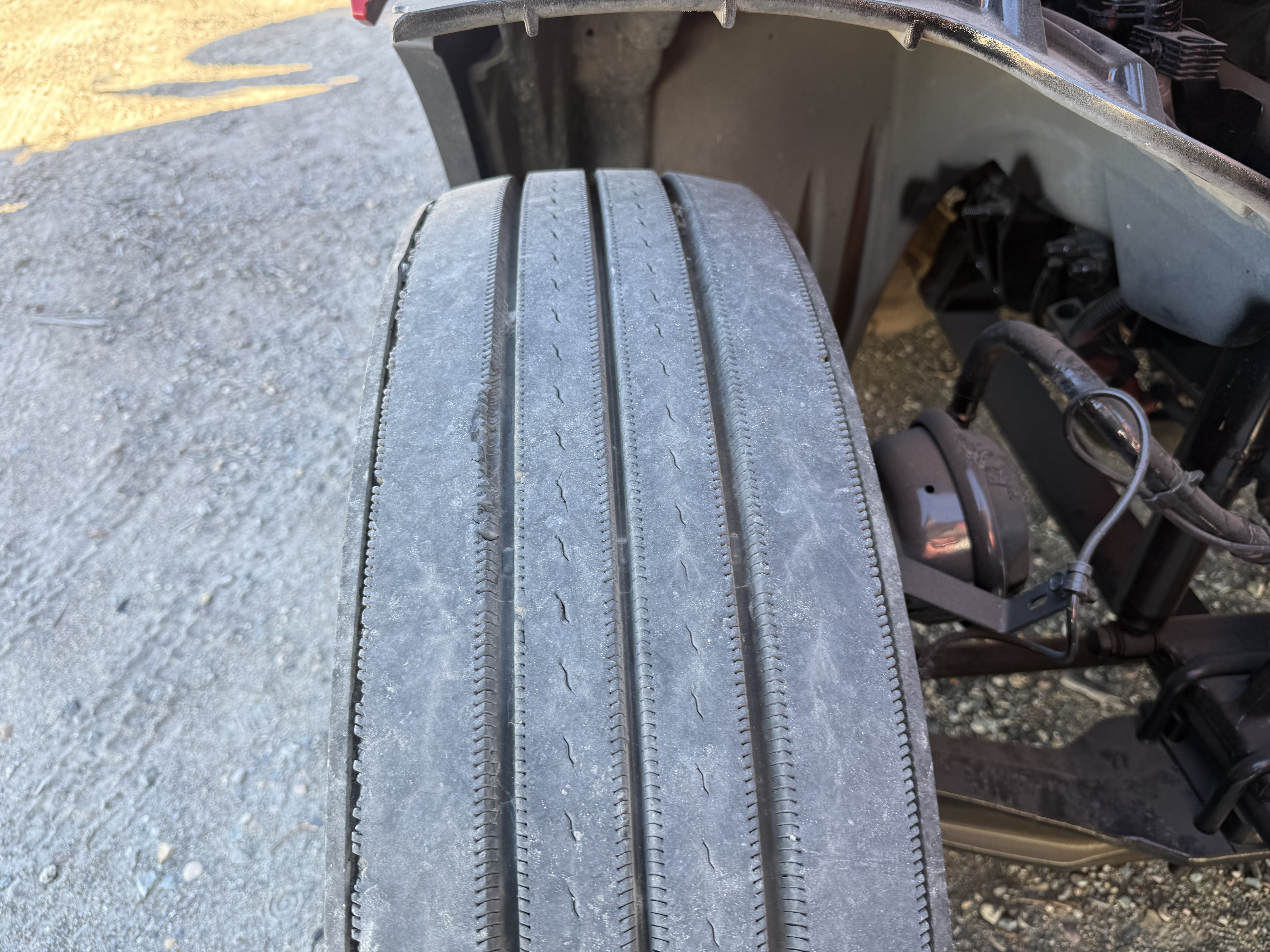 2021 FREIGHTLINER CASCADIA 126SLP - image 12