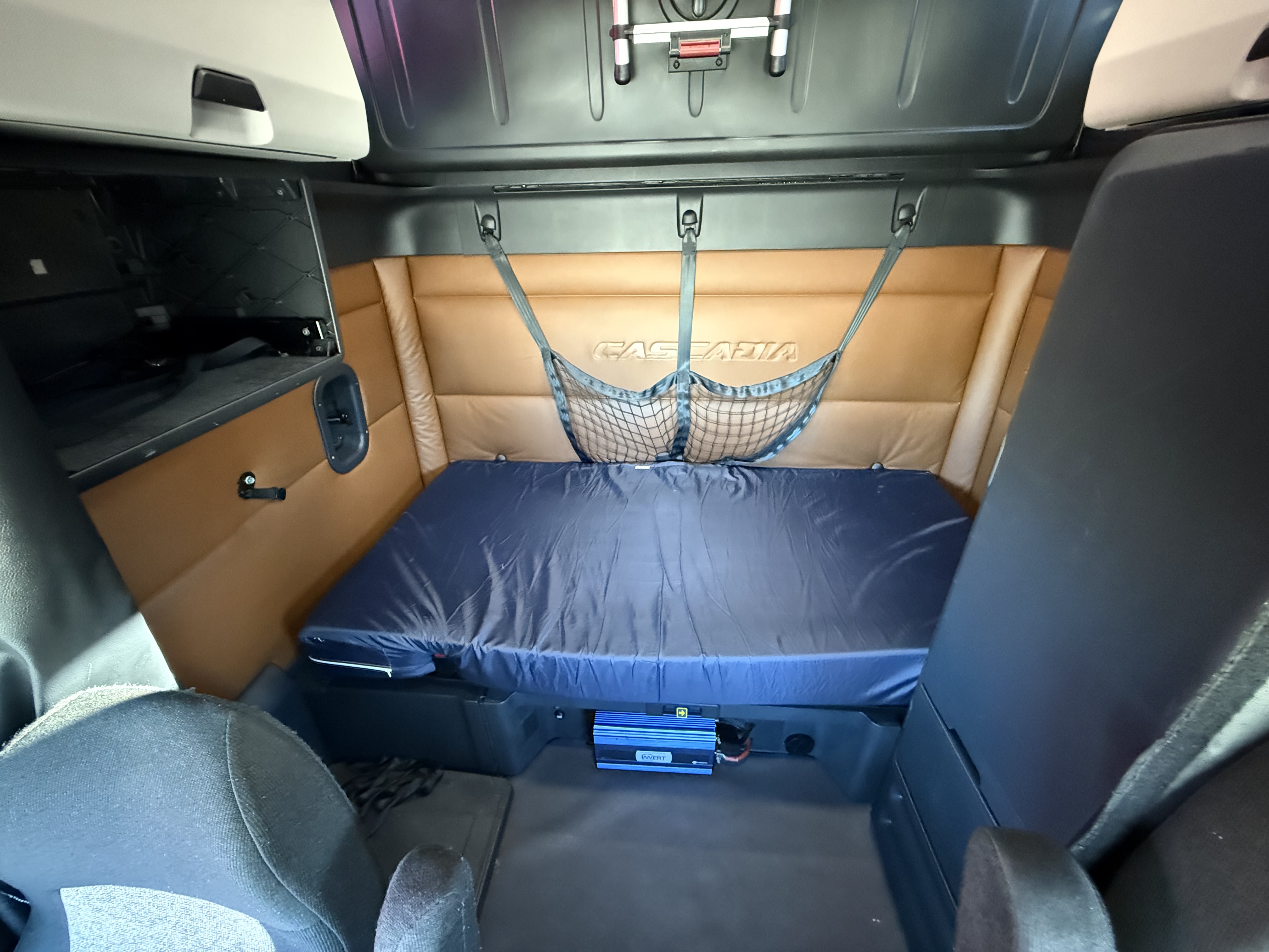 2021 FREIGHTLINER CASCADIA 126SLP - image 15