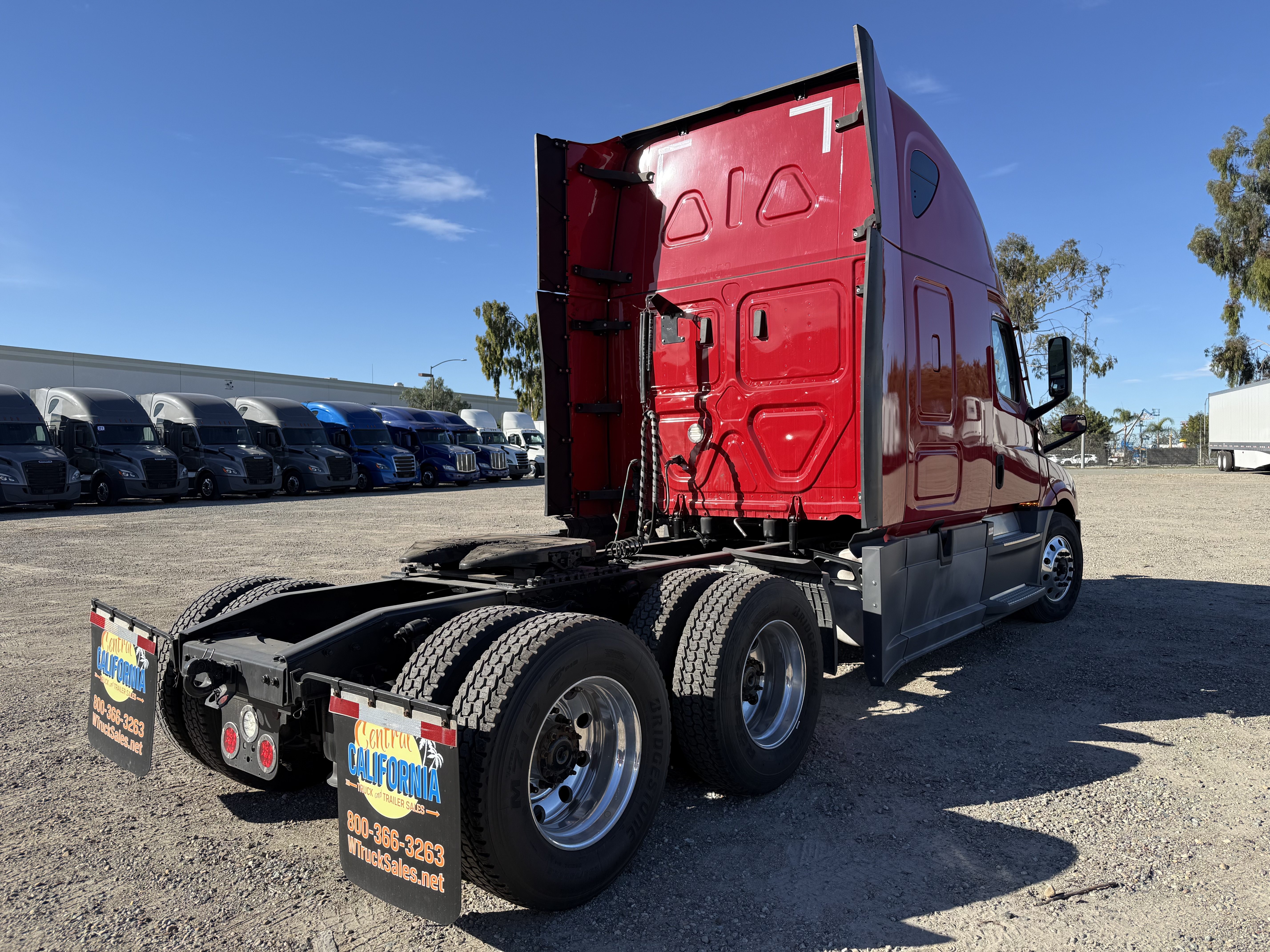 2021 FREIGHTLINER CASCADIA 126SLP - image 6