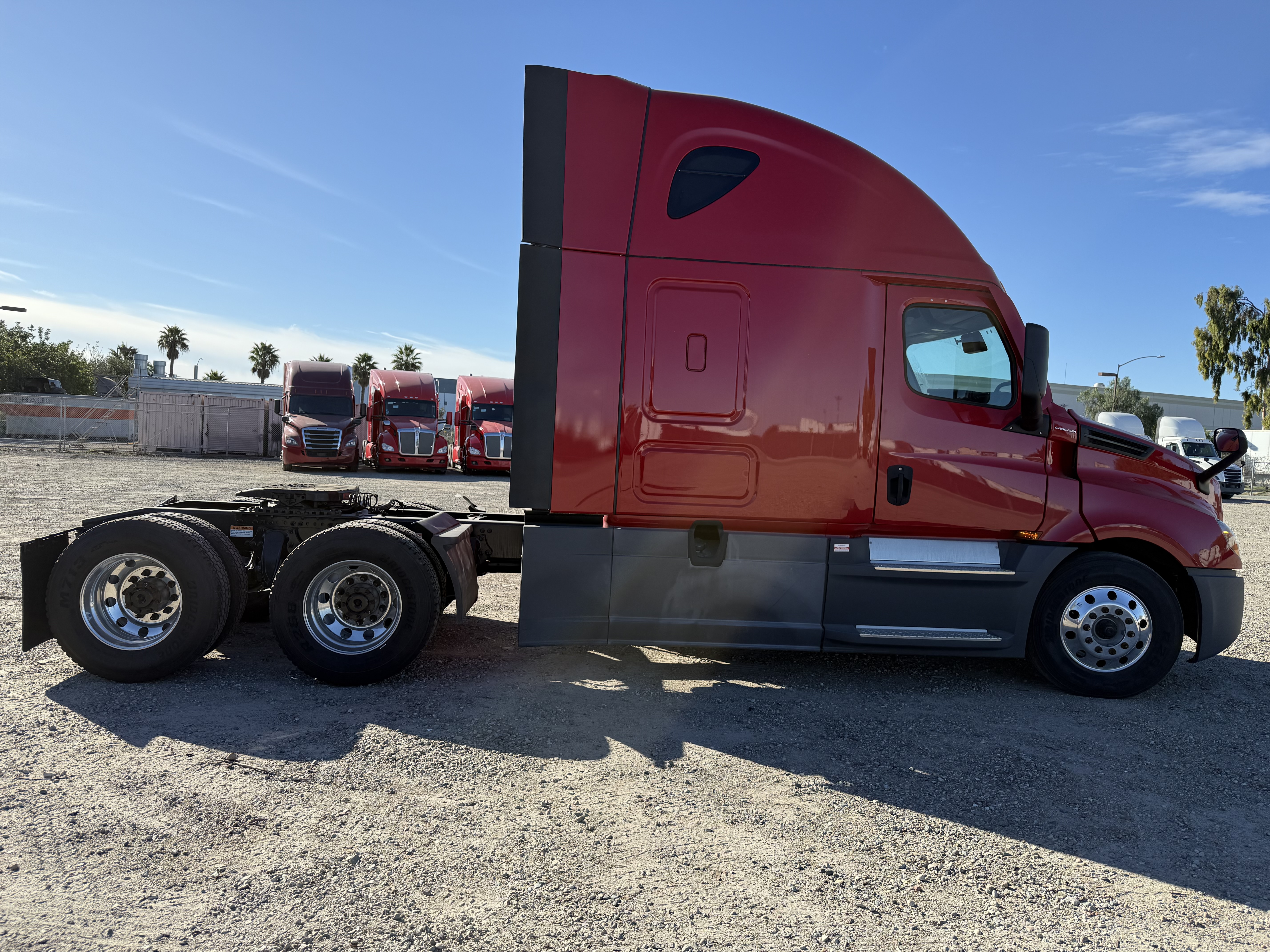 2021 FREIGHTLINER CASCADIA 126SLP - image 7