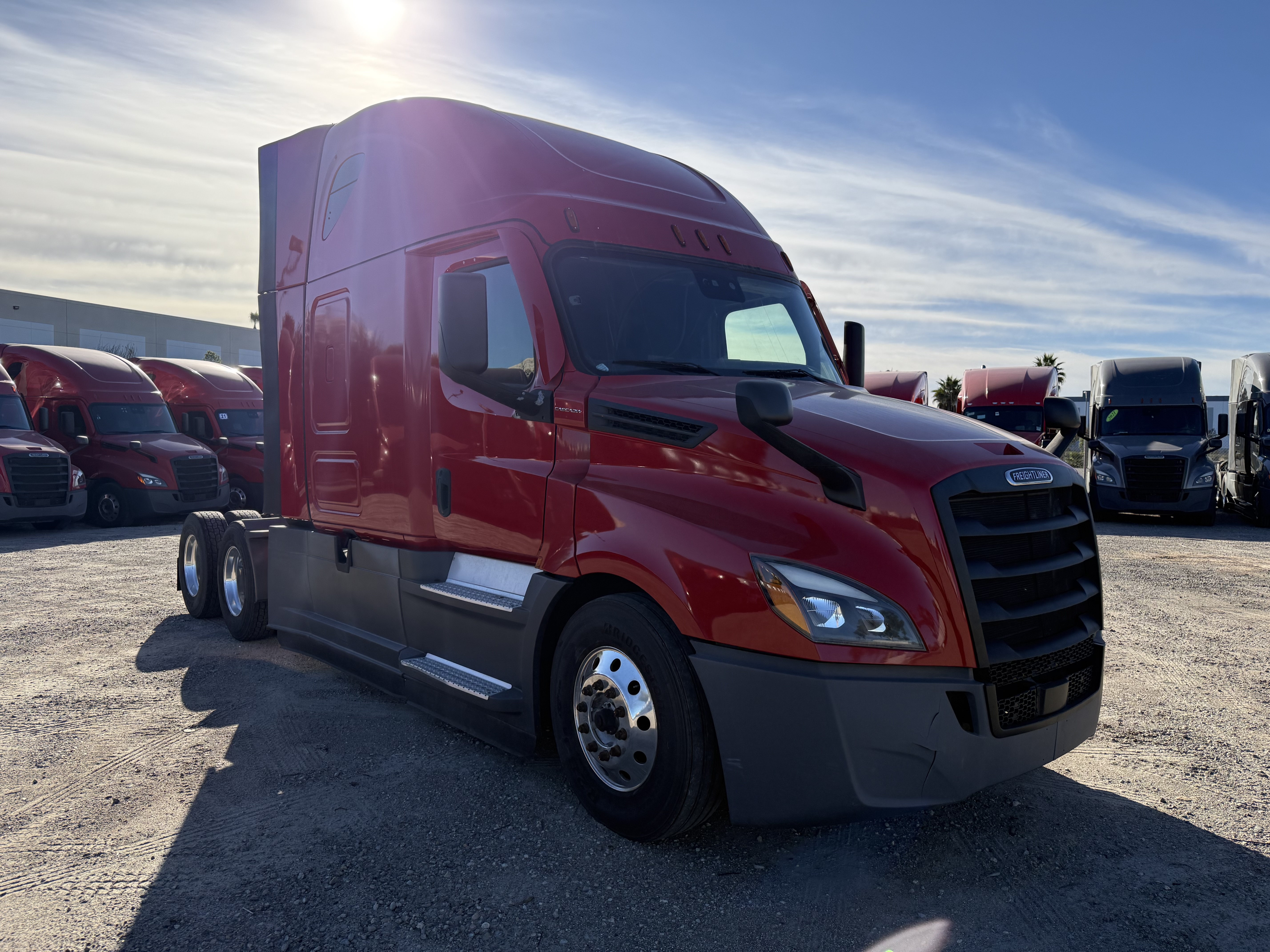 2021 FREIGHTLINER CASCADIA 126SLP - image 8