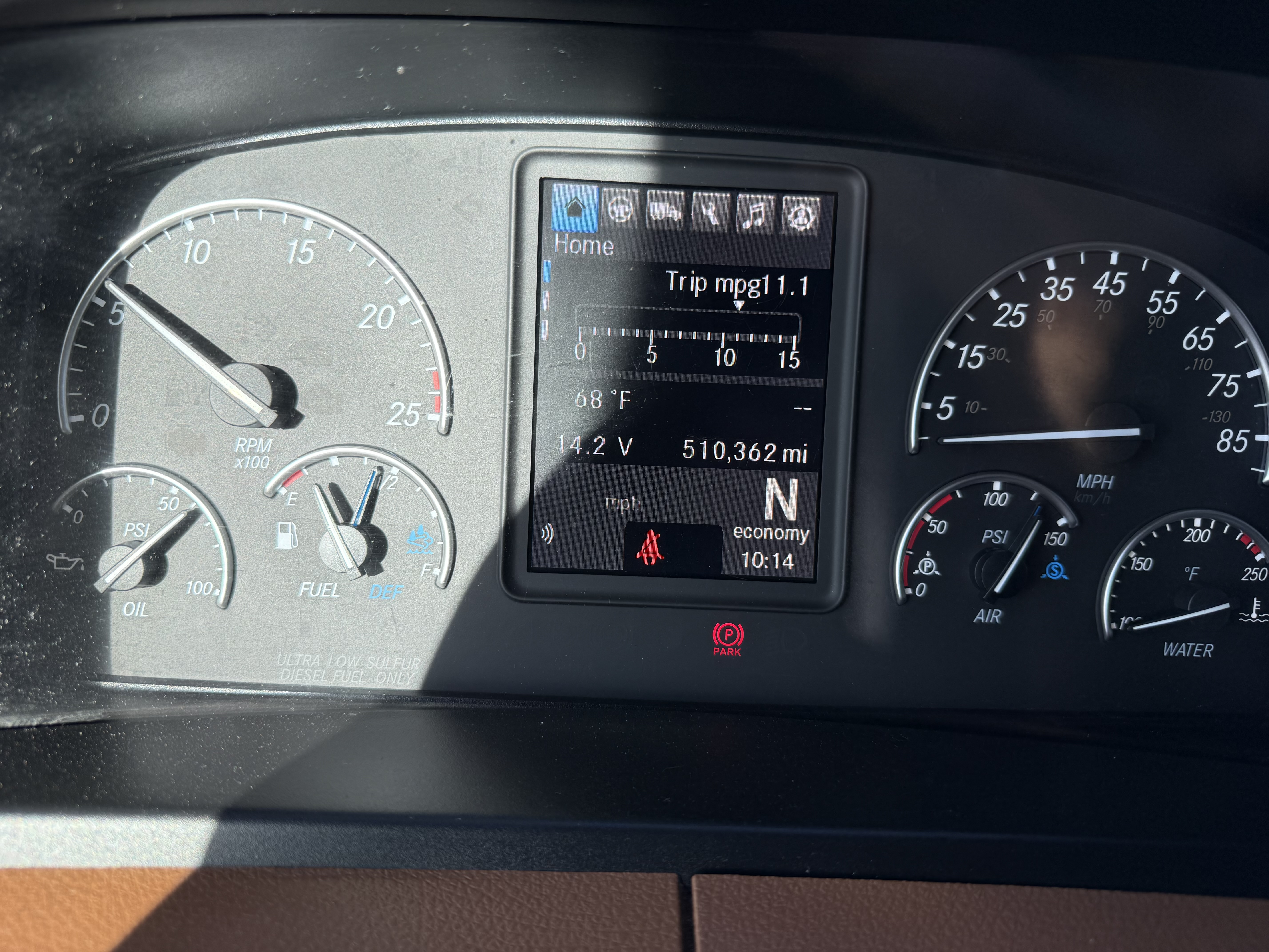 2021 FREIGHTLINER CASCADIA 126SLP - image 14