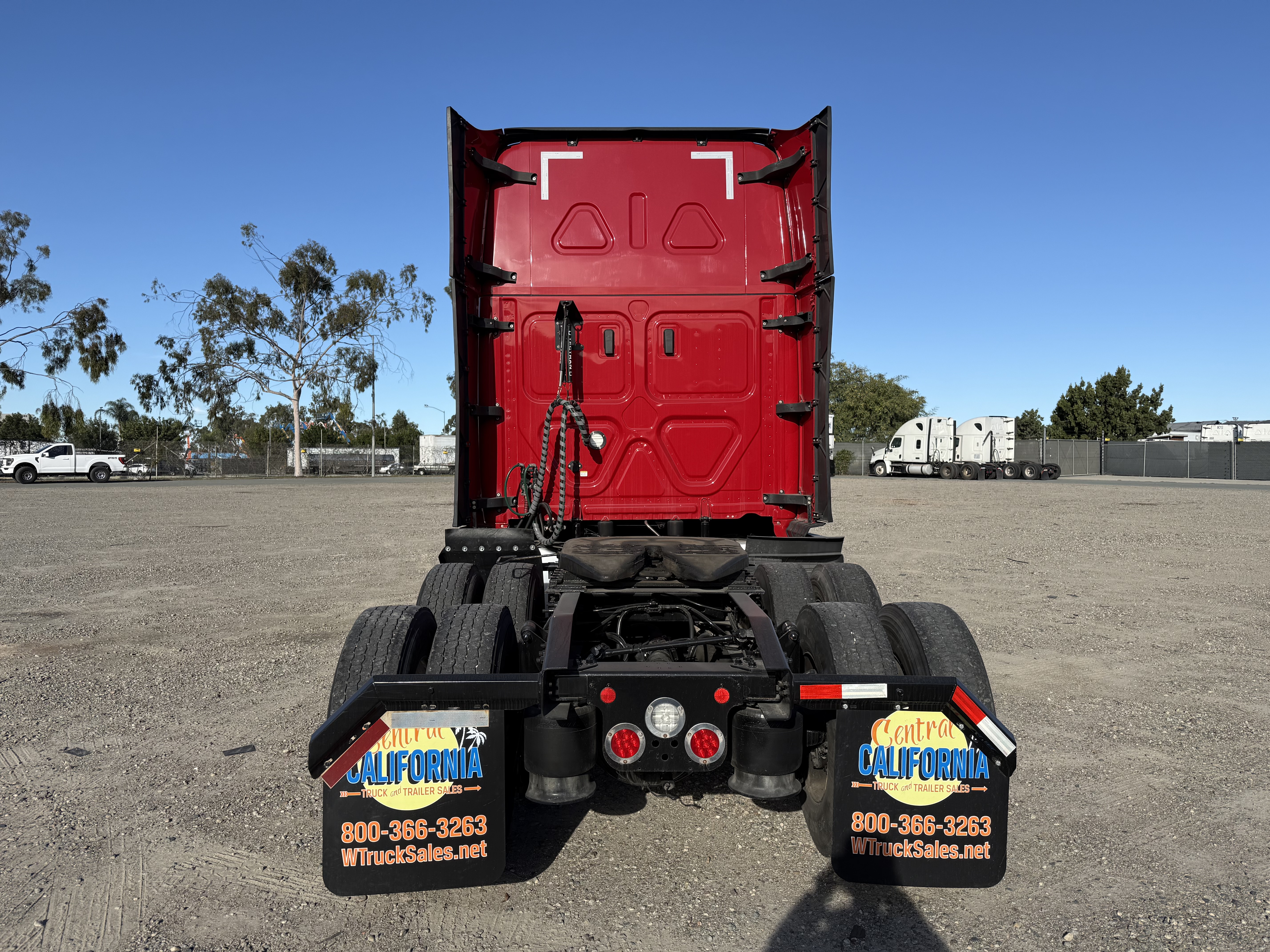 2021 FREIGHTLINER CASCADIA 126SLP - image 5