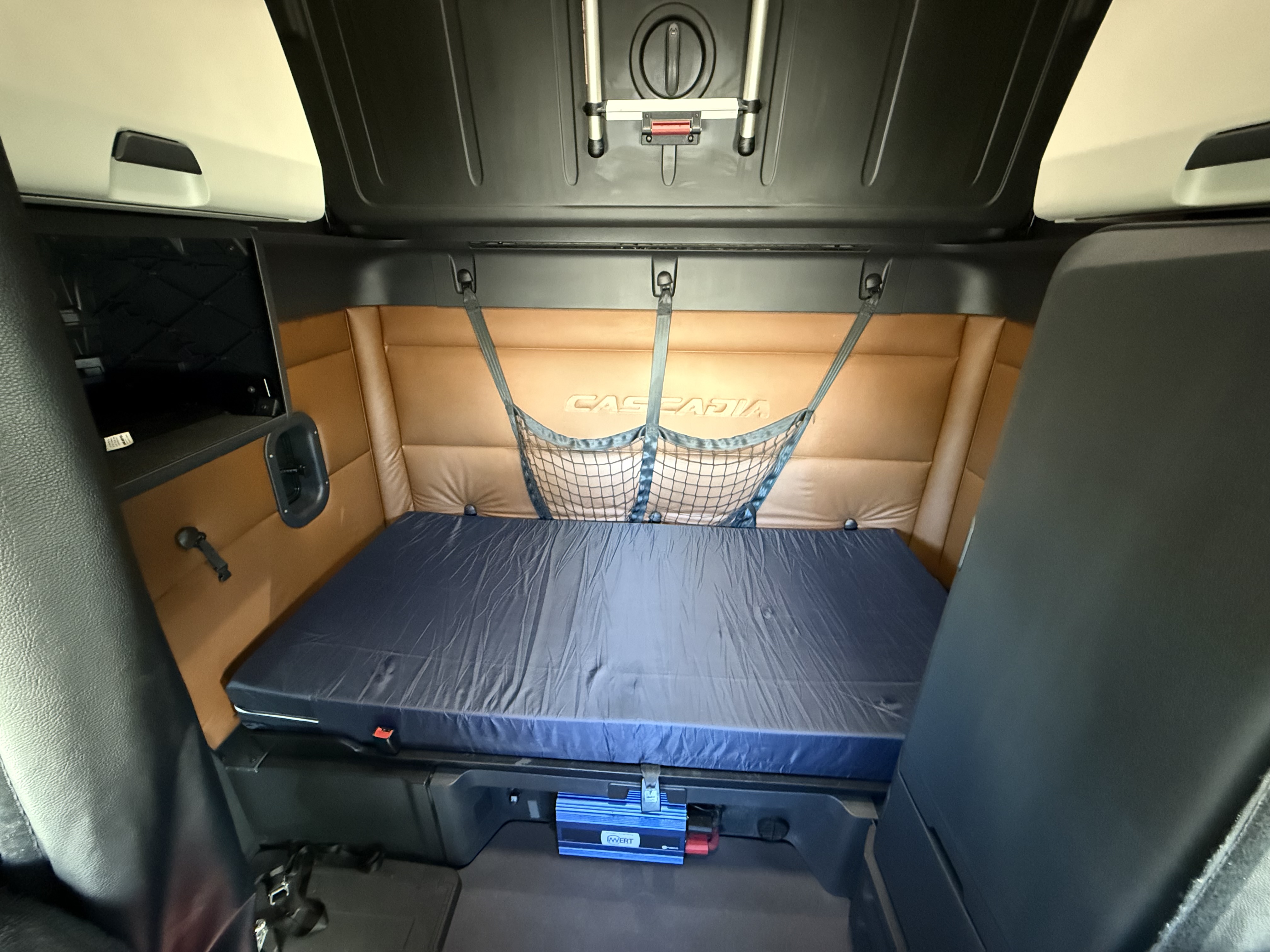 2021 FREIGHTLINER CASCADIA 126SLP - image 16