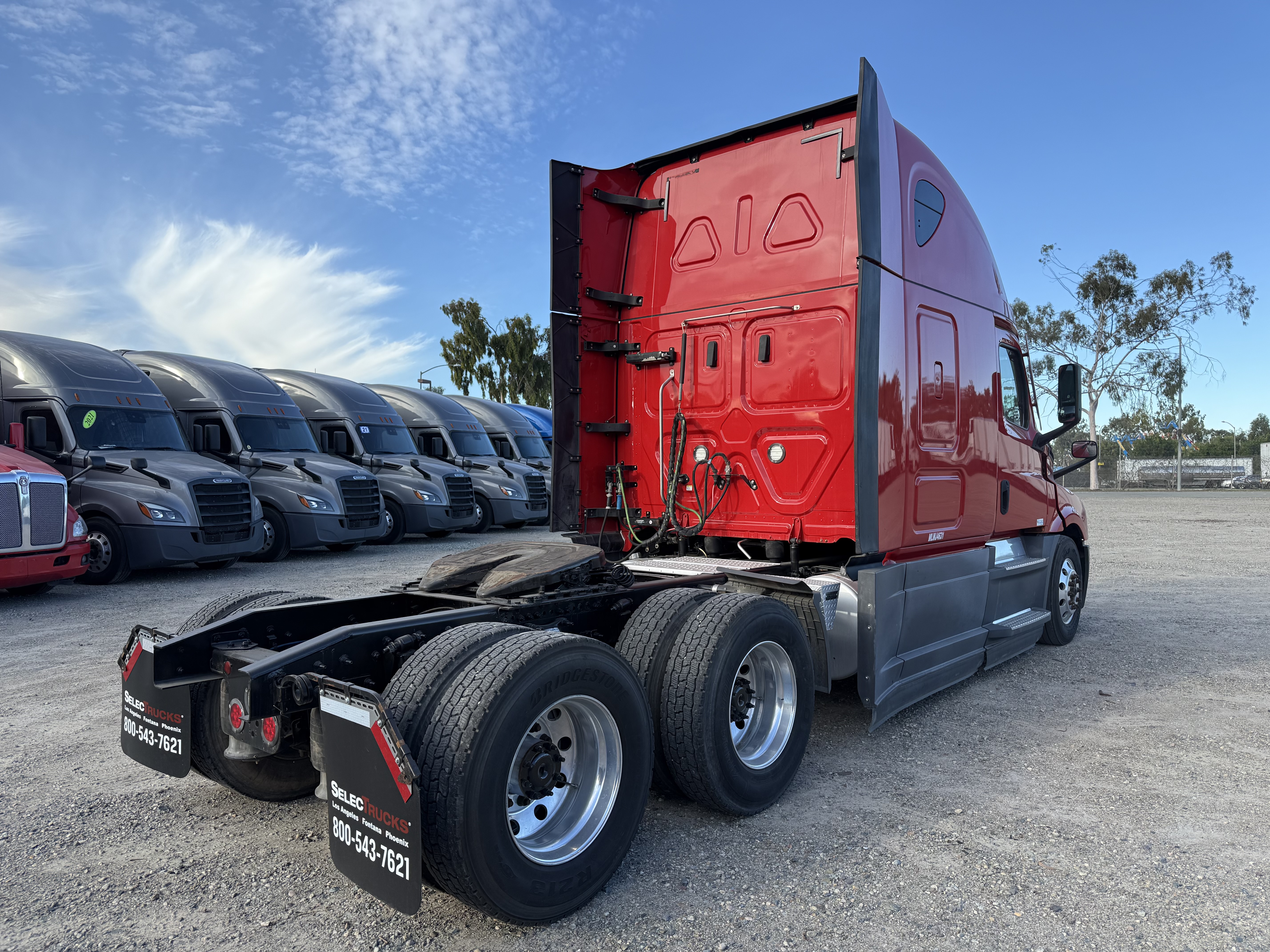 2021 FREIGHTLINER CASCADIA 126SLP - image 6