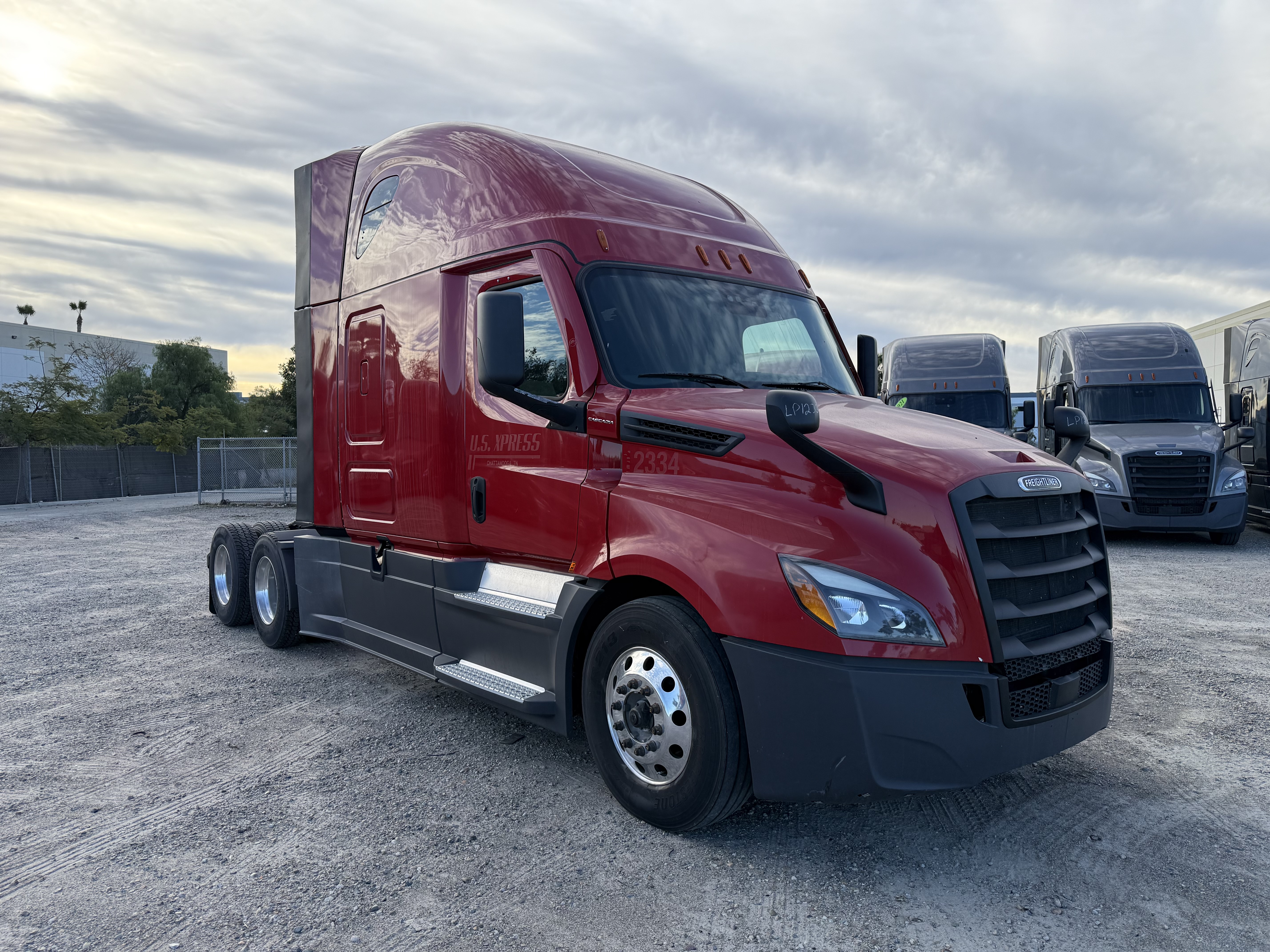 2021 FREIGHTLINER CASCADIA 126SLP - image 8