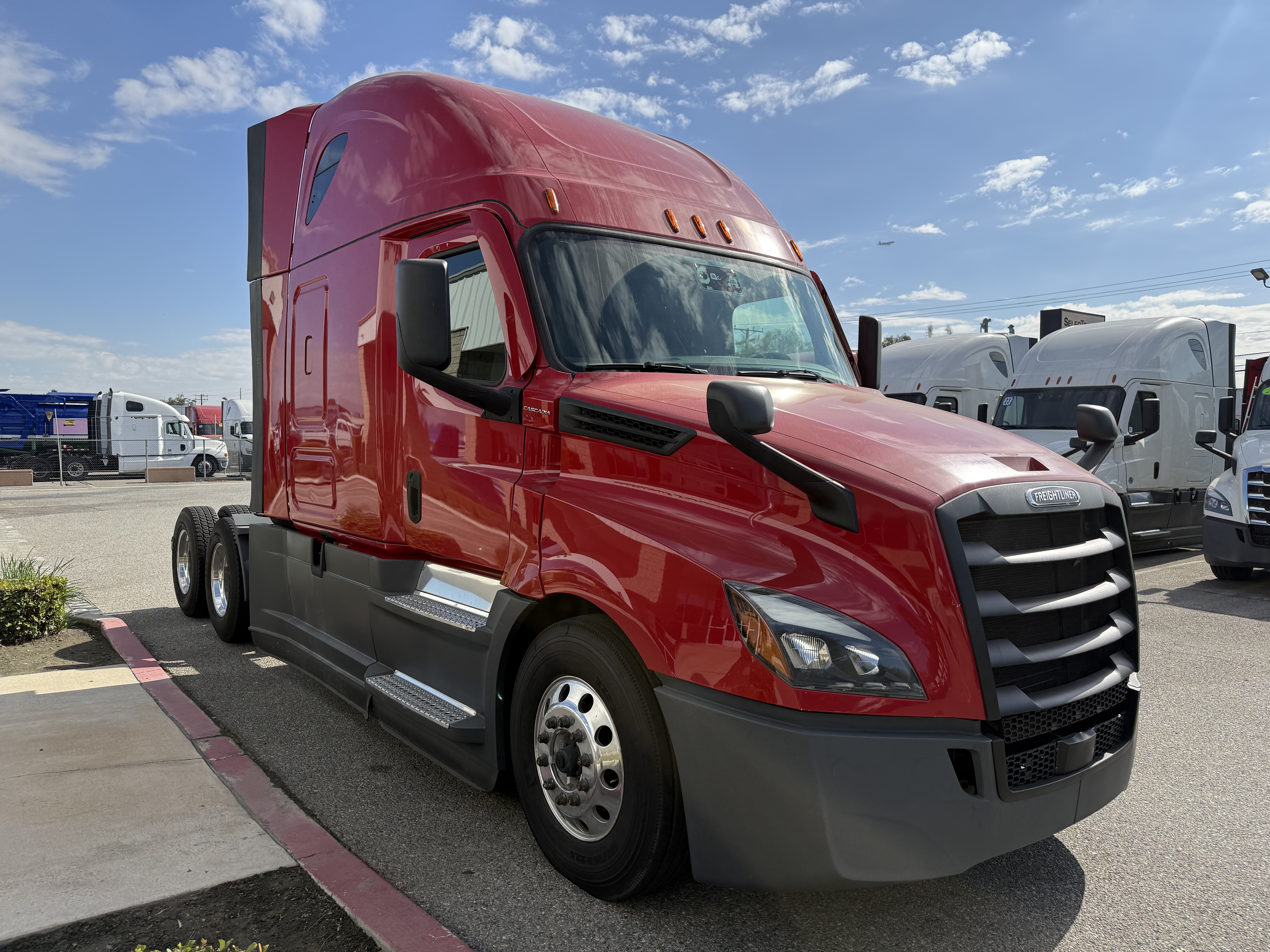 2020 FREIGHTLINER CASCADIA 126SLP - image 7