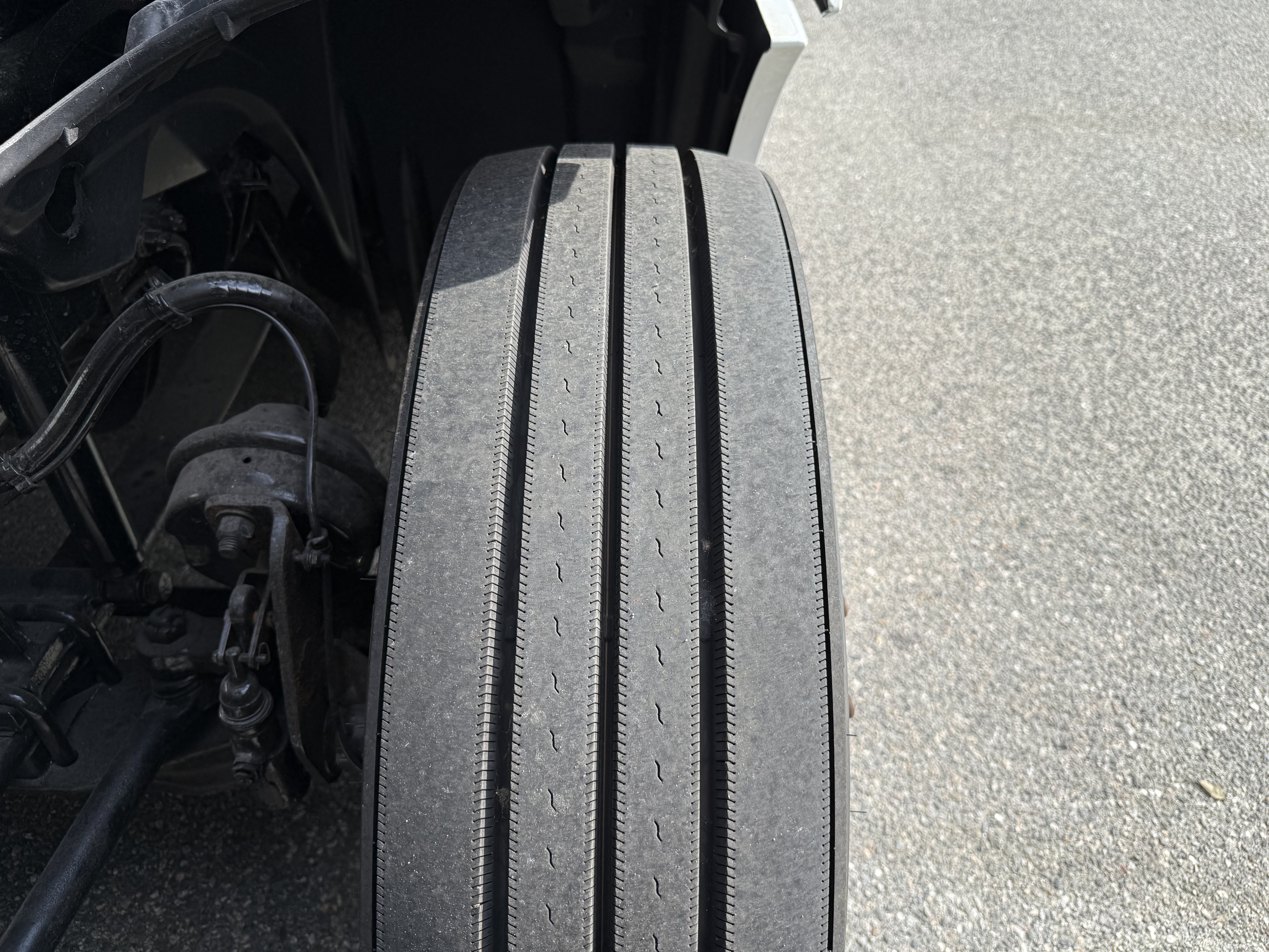 2020 FREIGHTLINER CASCADIA 126SLP - image 13