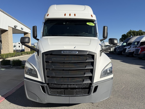 FREIGHTLINER CASCADIA 126SLP 2022