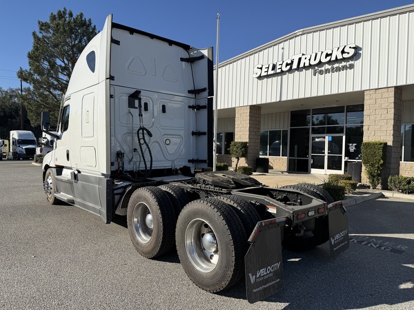 FREIGHTLINER CASCADIA 126SLP 2022