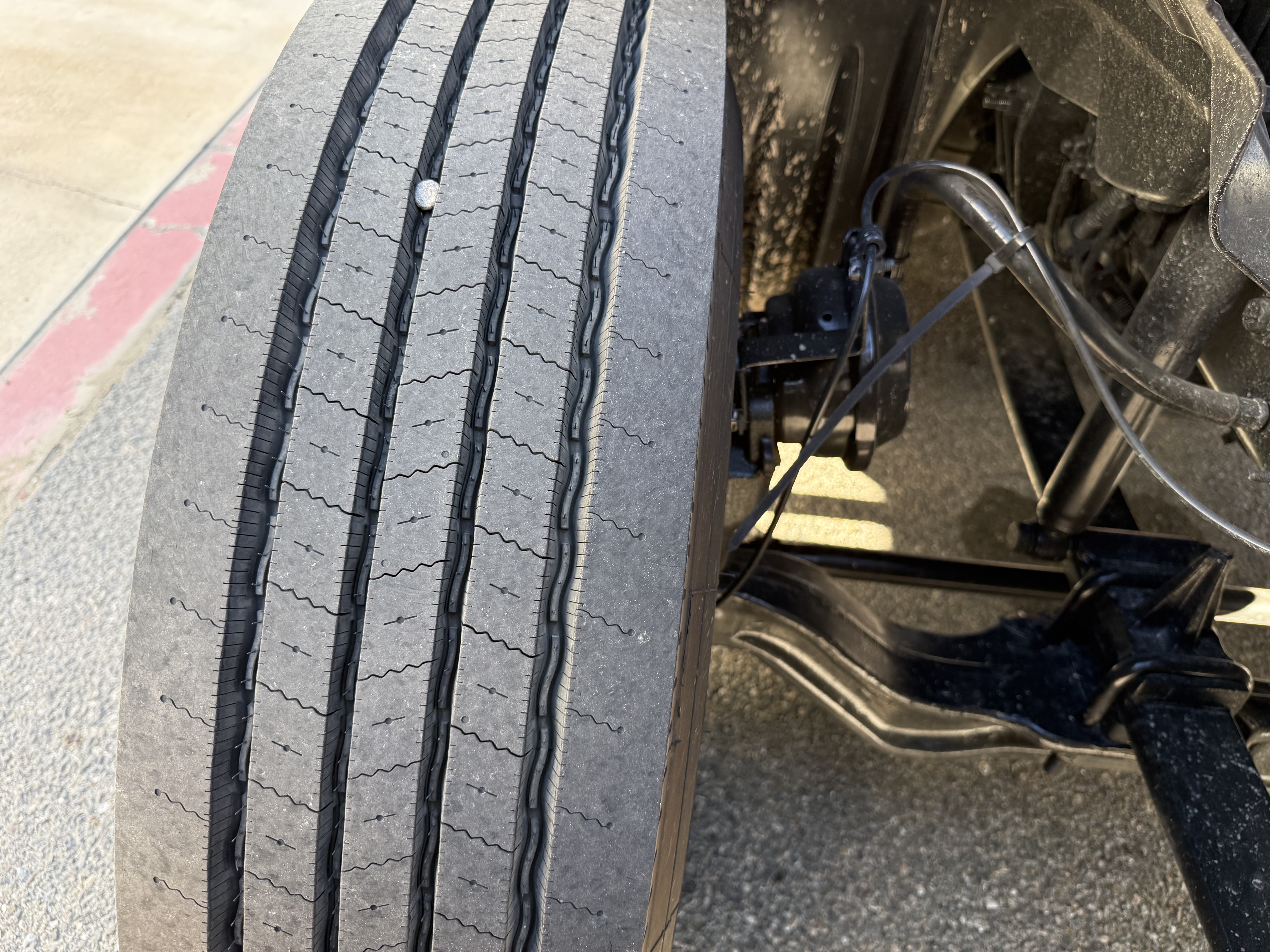 2022 FREIGHTLINER CASCADIA 126SLP - image 13