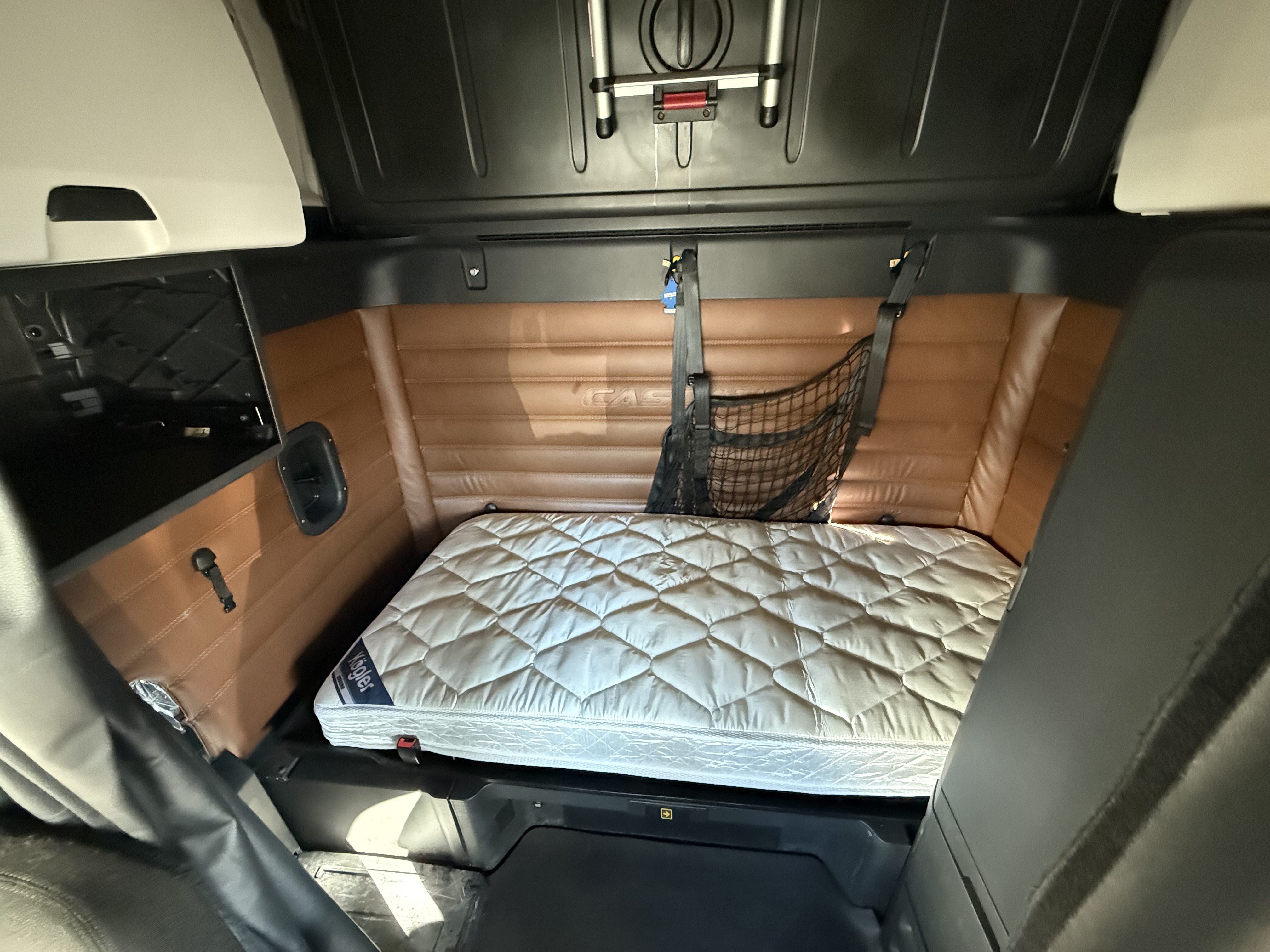 2022 FREIGHTLINER CASCADIA 126SLP - image 15