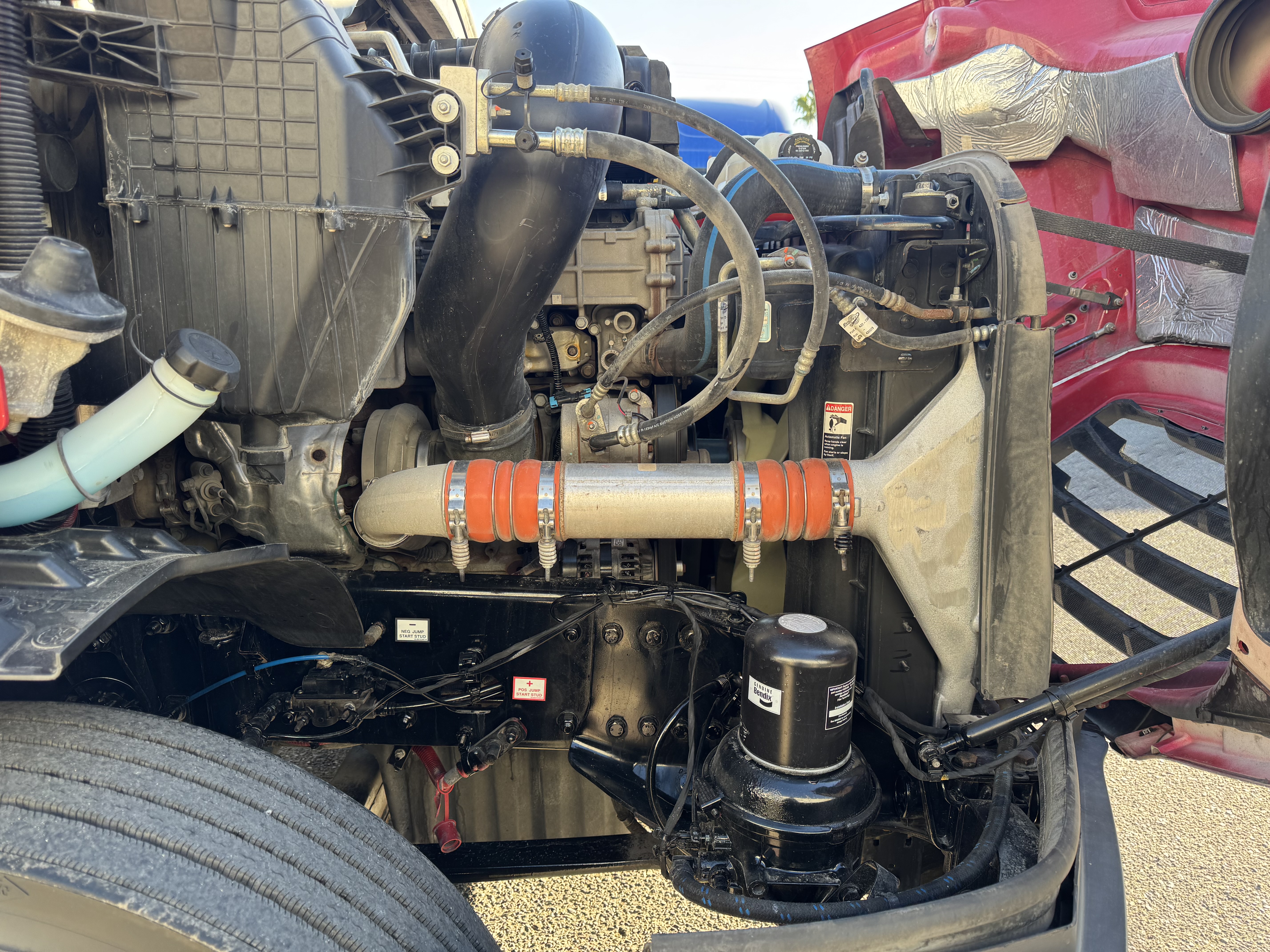 2021 FREIGHTLINER CASCADIA 116DC - image 9