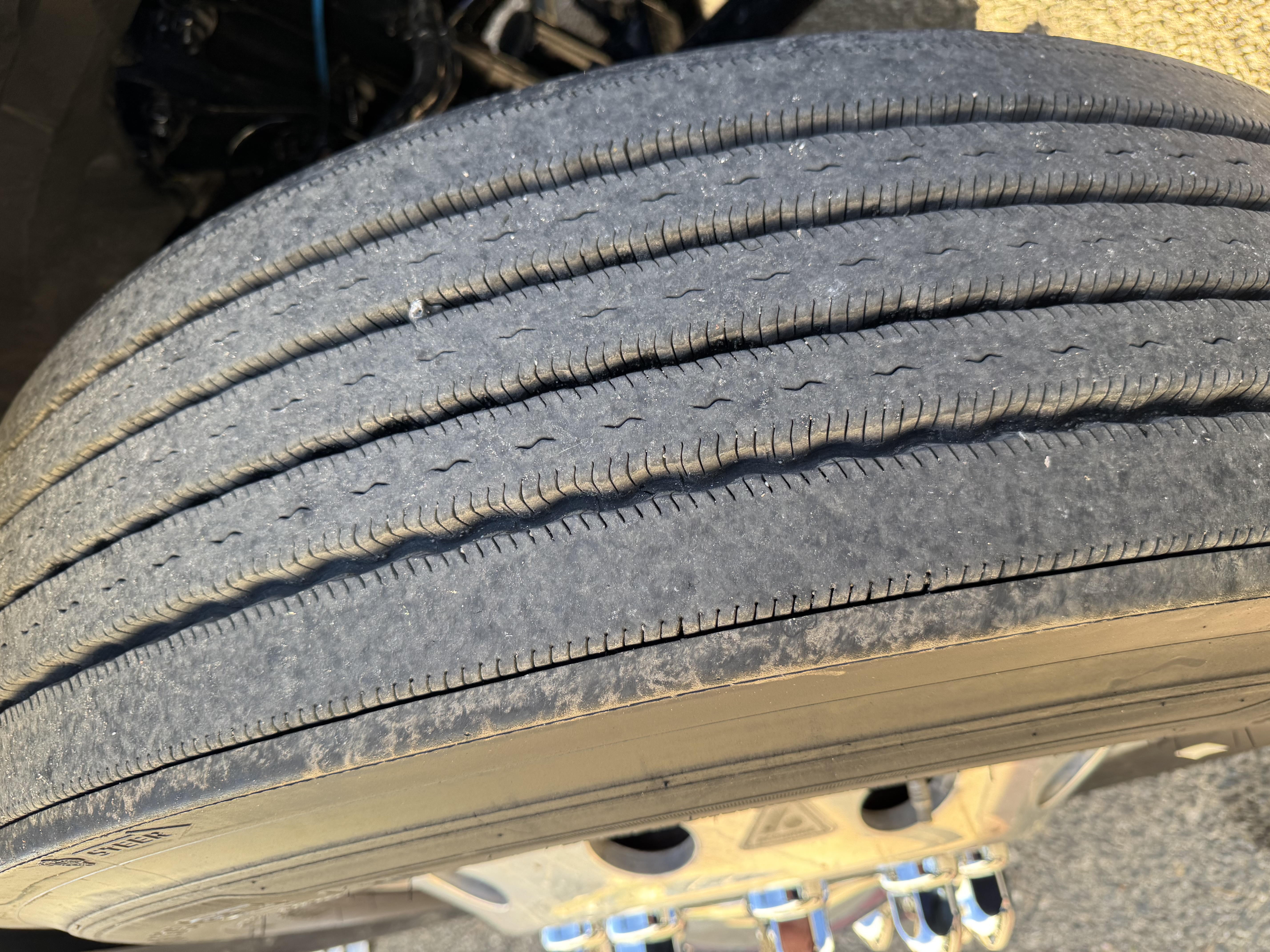 2021 FREIGHTLINER CASCADIA 116DC - image 12