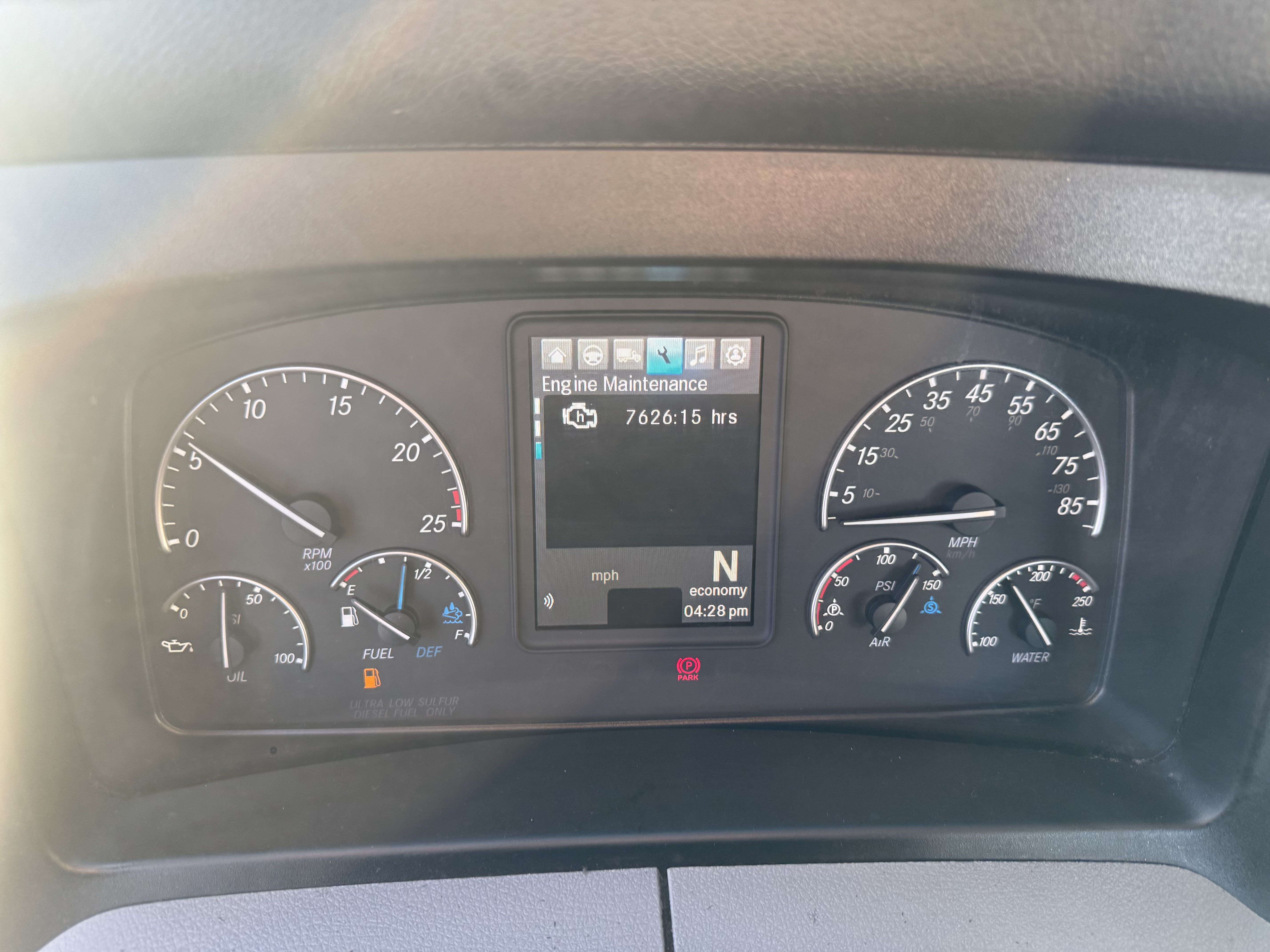 2021 FREIGHTLINER CASCADIA 116DC - image 15