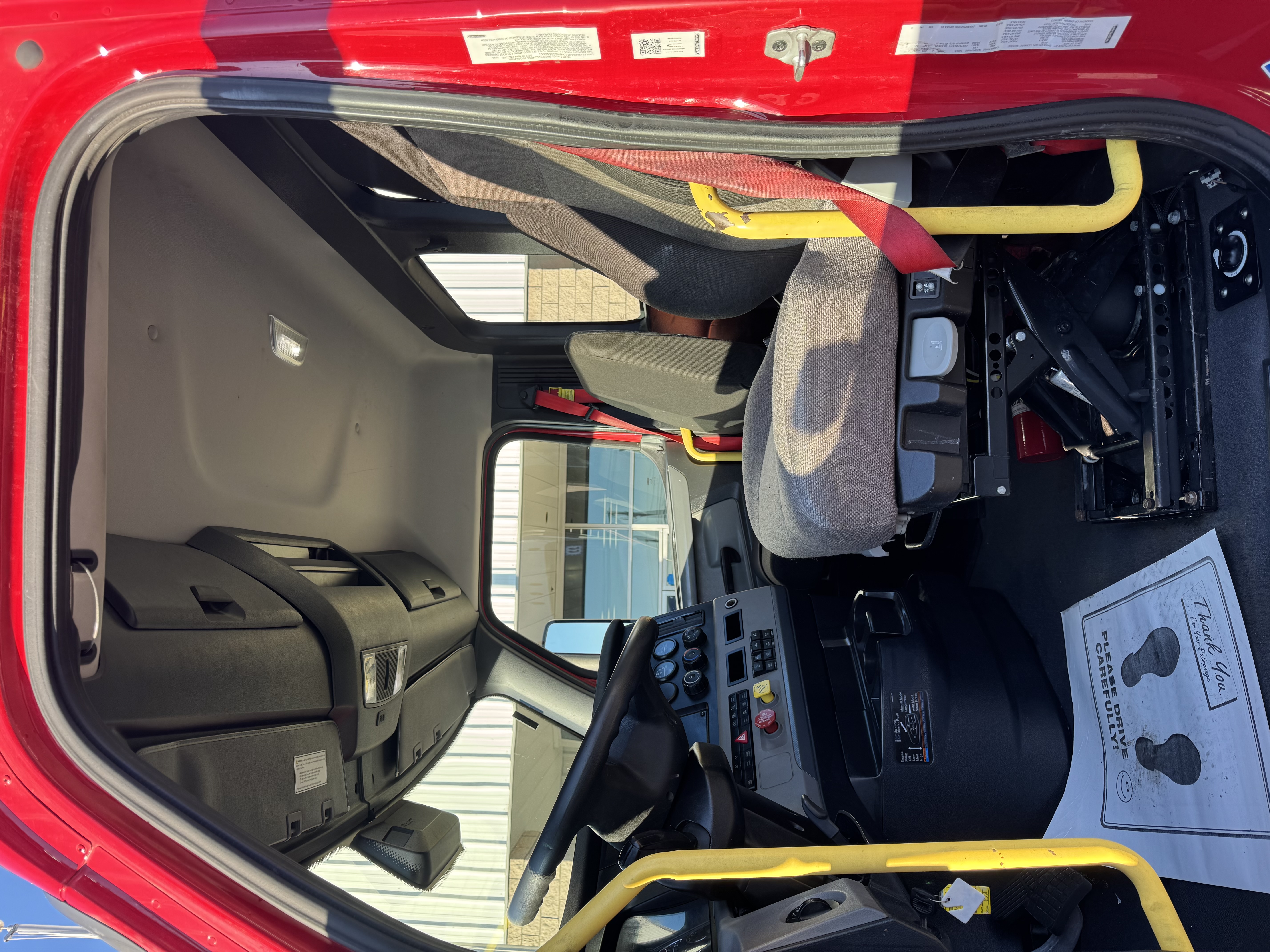 2021 FREIGHTLINER CASCADIA 116DC - image 16