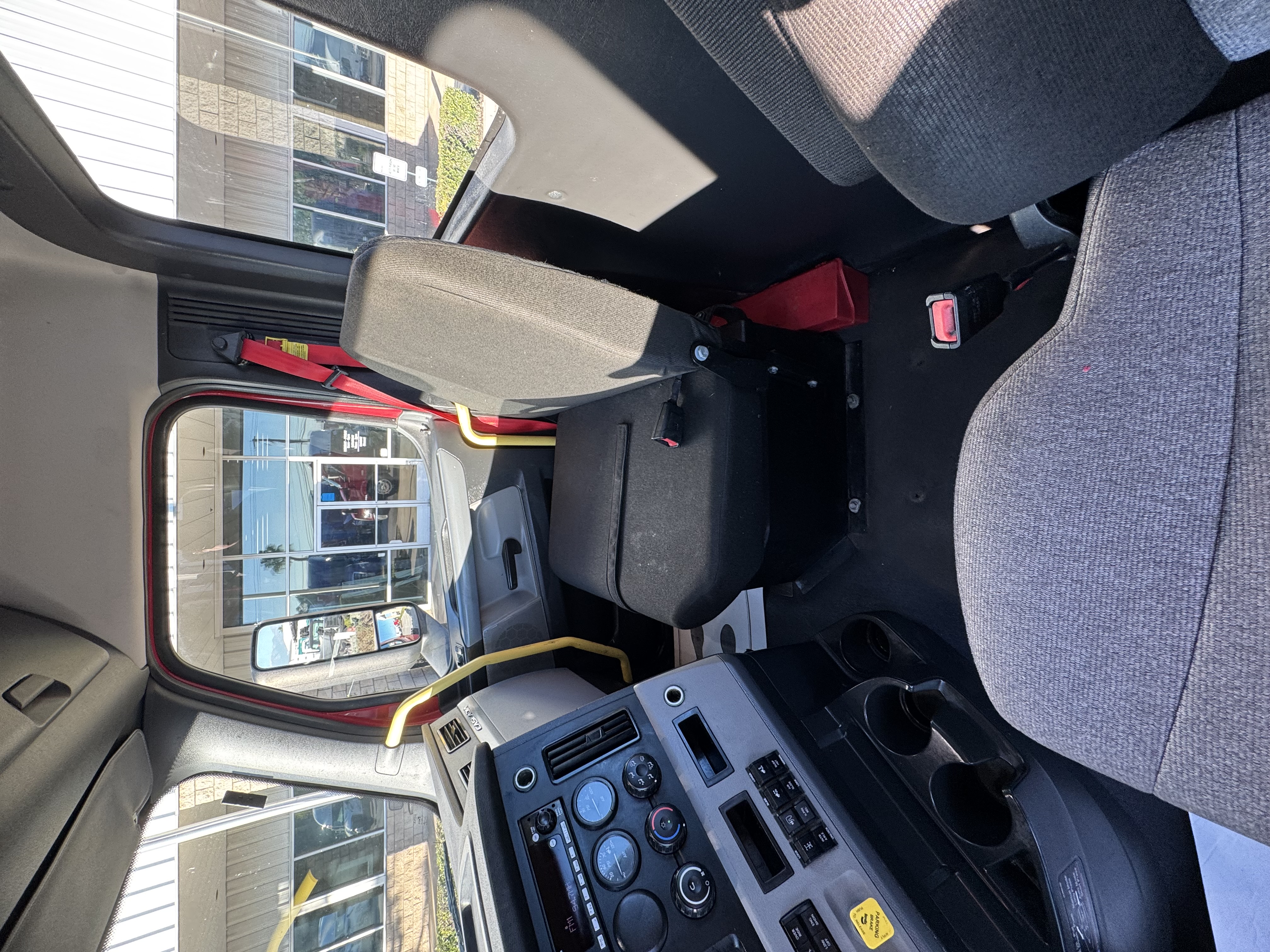 2021 FREIGHTLINER CASCADIA 116DC - image 18