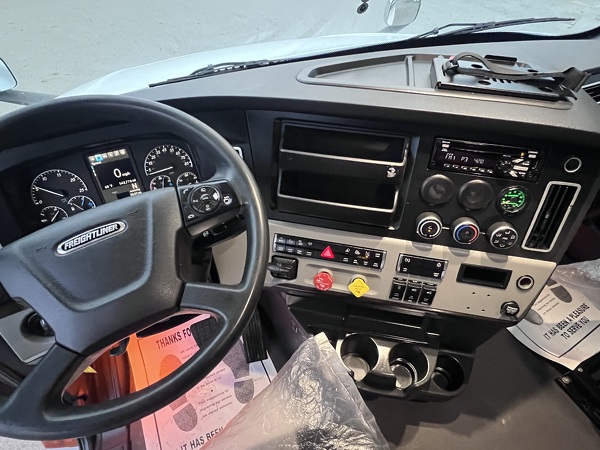 FREIGHTLINER CASCADIA 126SLP 2020