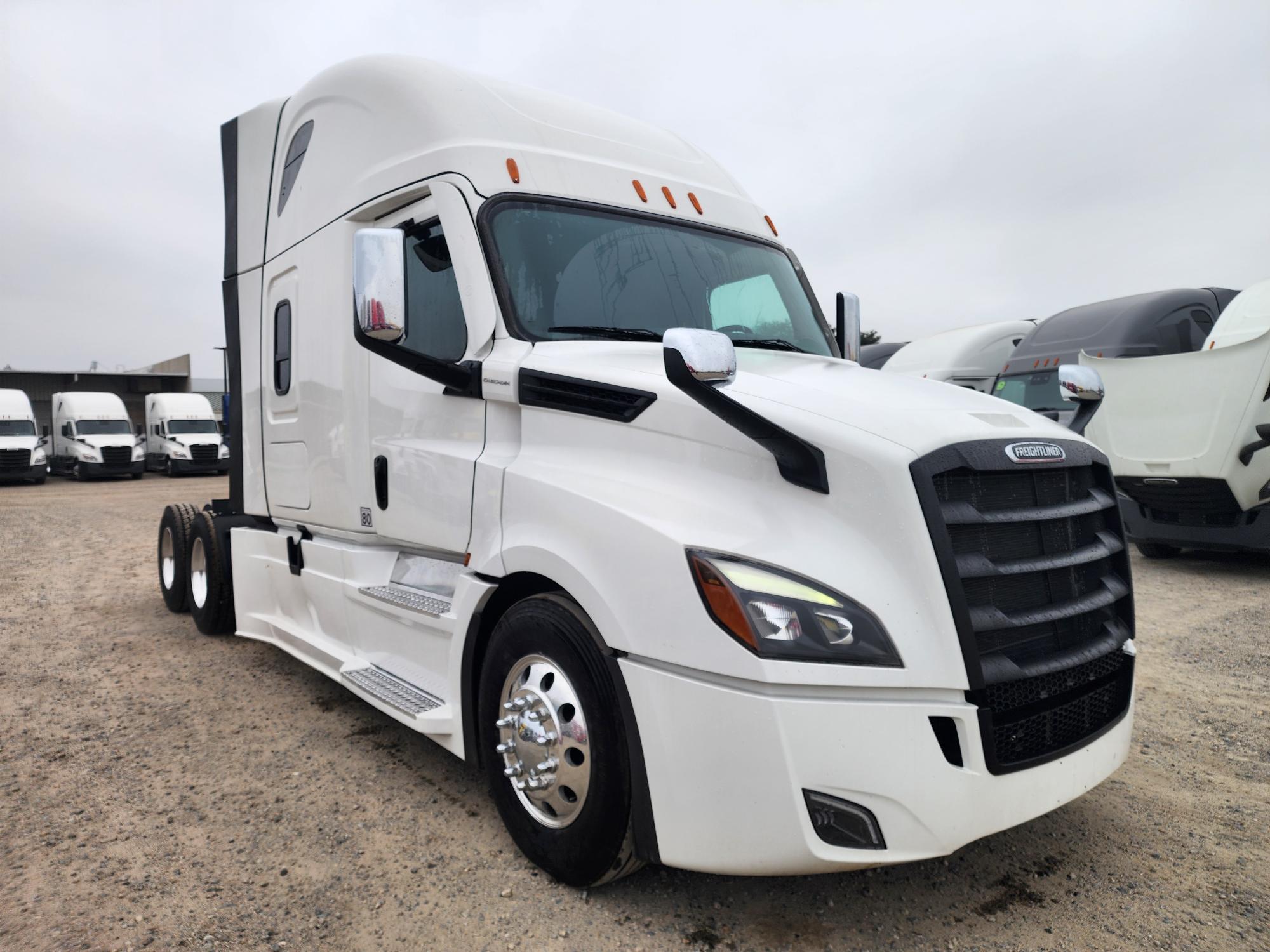 2023 FREIGHTLINER CASCADIA 126SLP - image 8