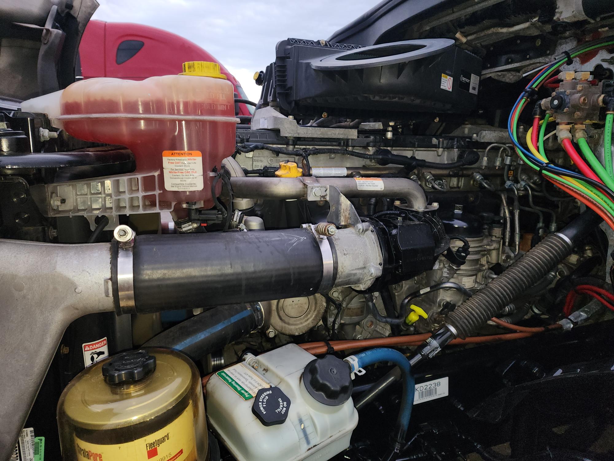 2019 FREIGHTLINER CASCADIA 126SLP - image 10