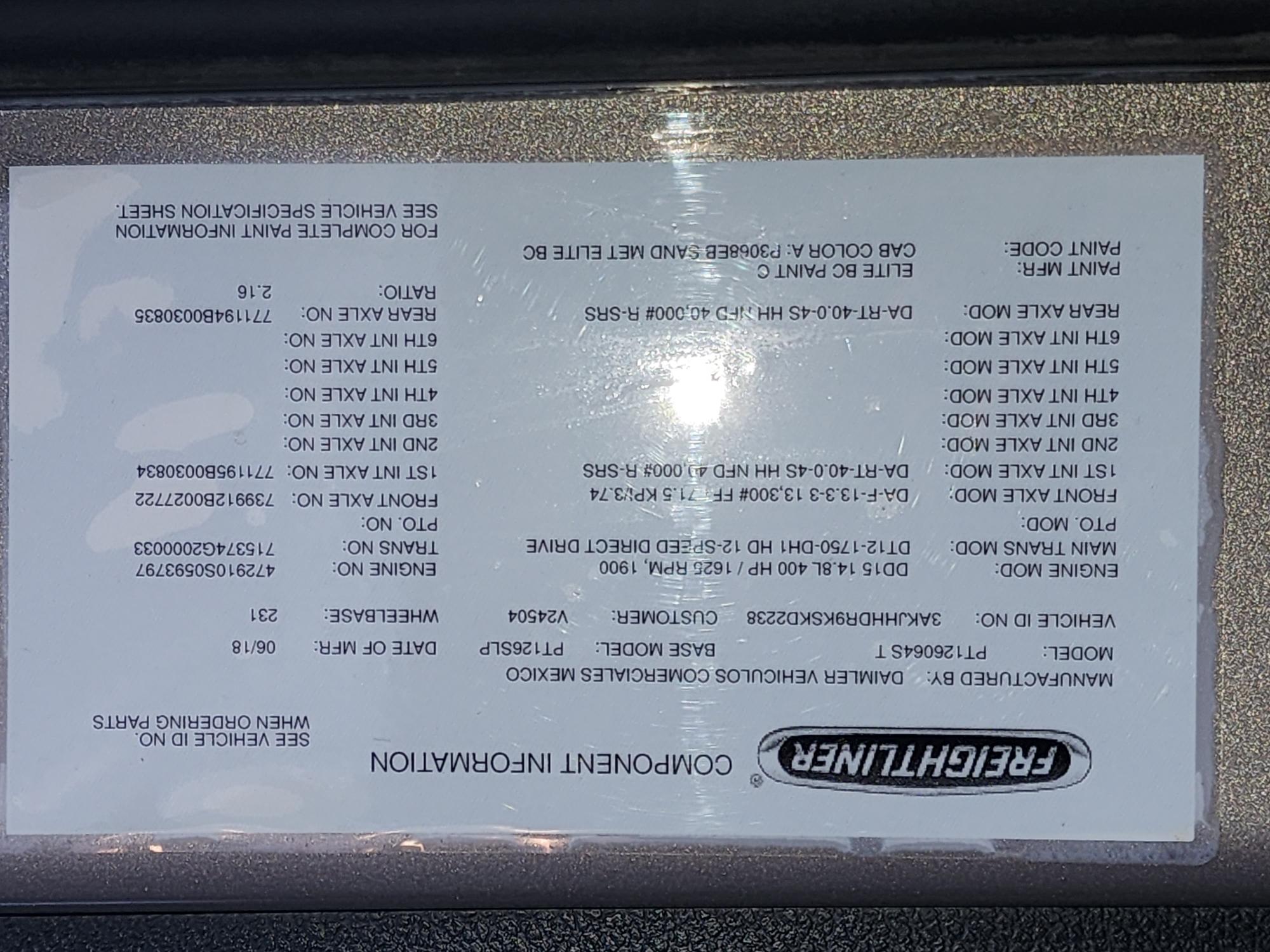 2019 FREIGHTLINER CASCADIA 126SLP - image 25