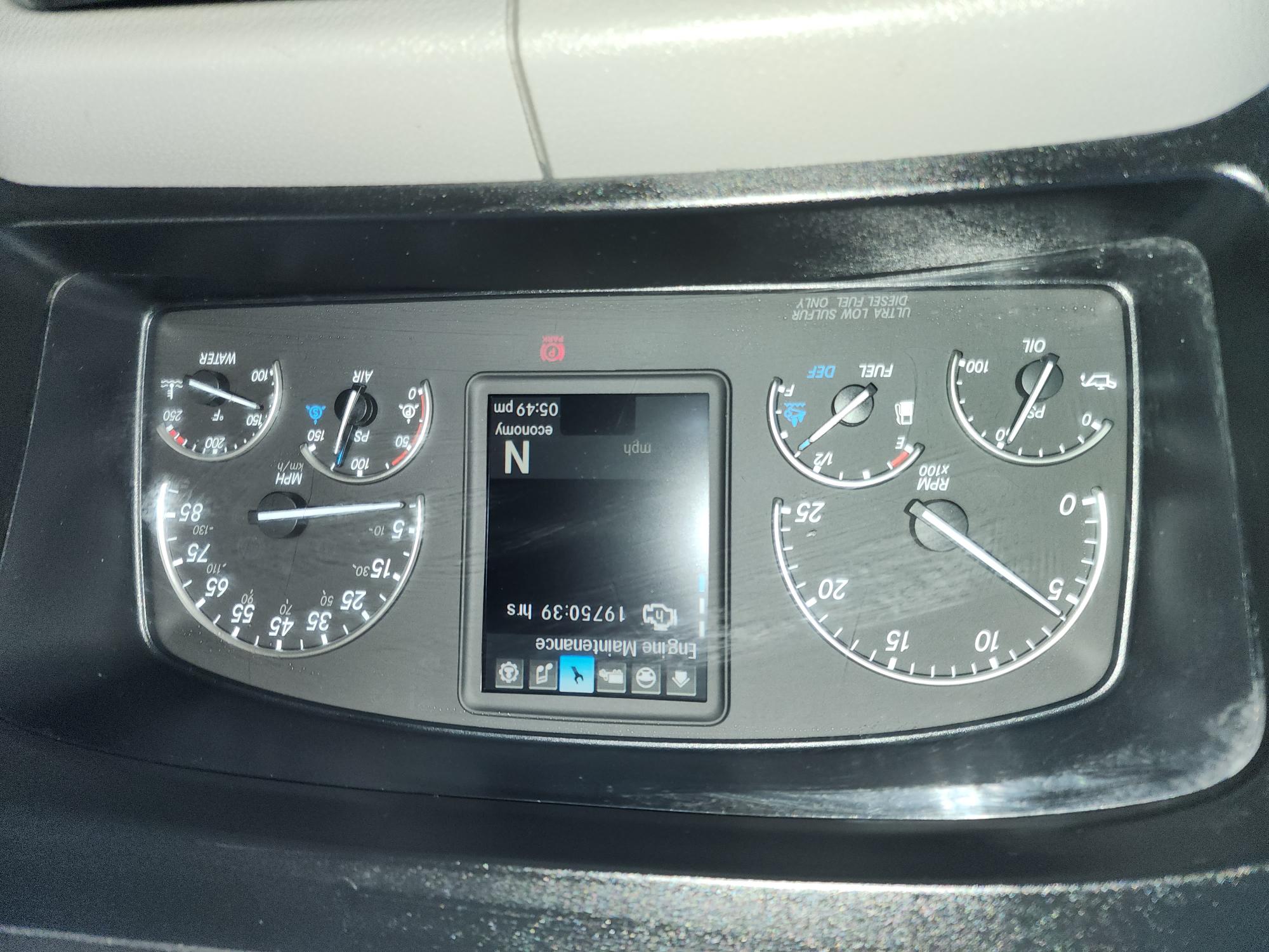 2019 FREIGHTLINER CASCADIA 126SLP - image 15