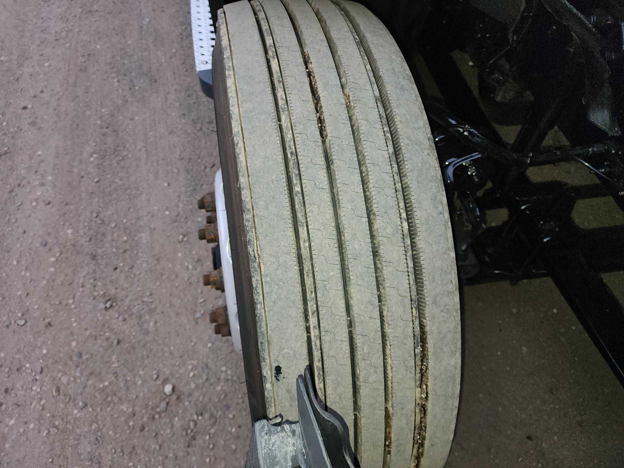 2019 FREIGHTLINER CASCADIA 126SLP - image 11