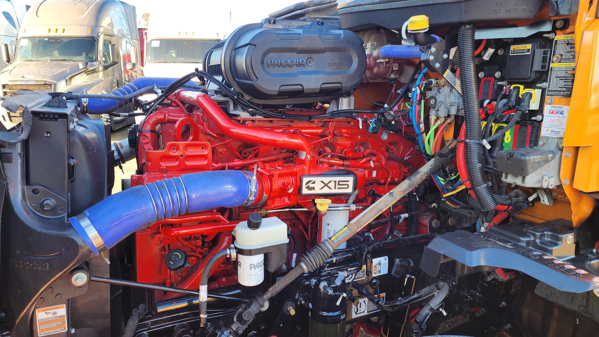 2023 KENWORTH T680 - image 10