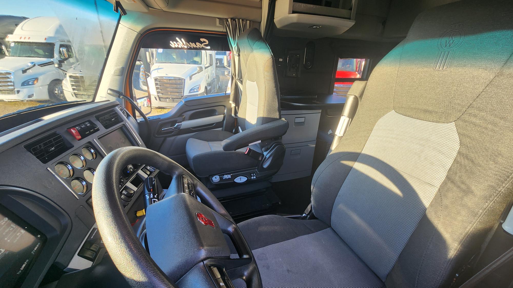 2023 KENWORTH T680 - image 17