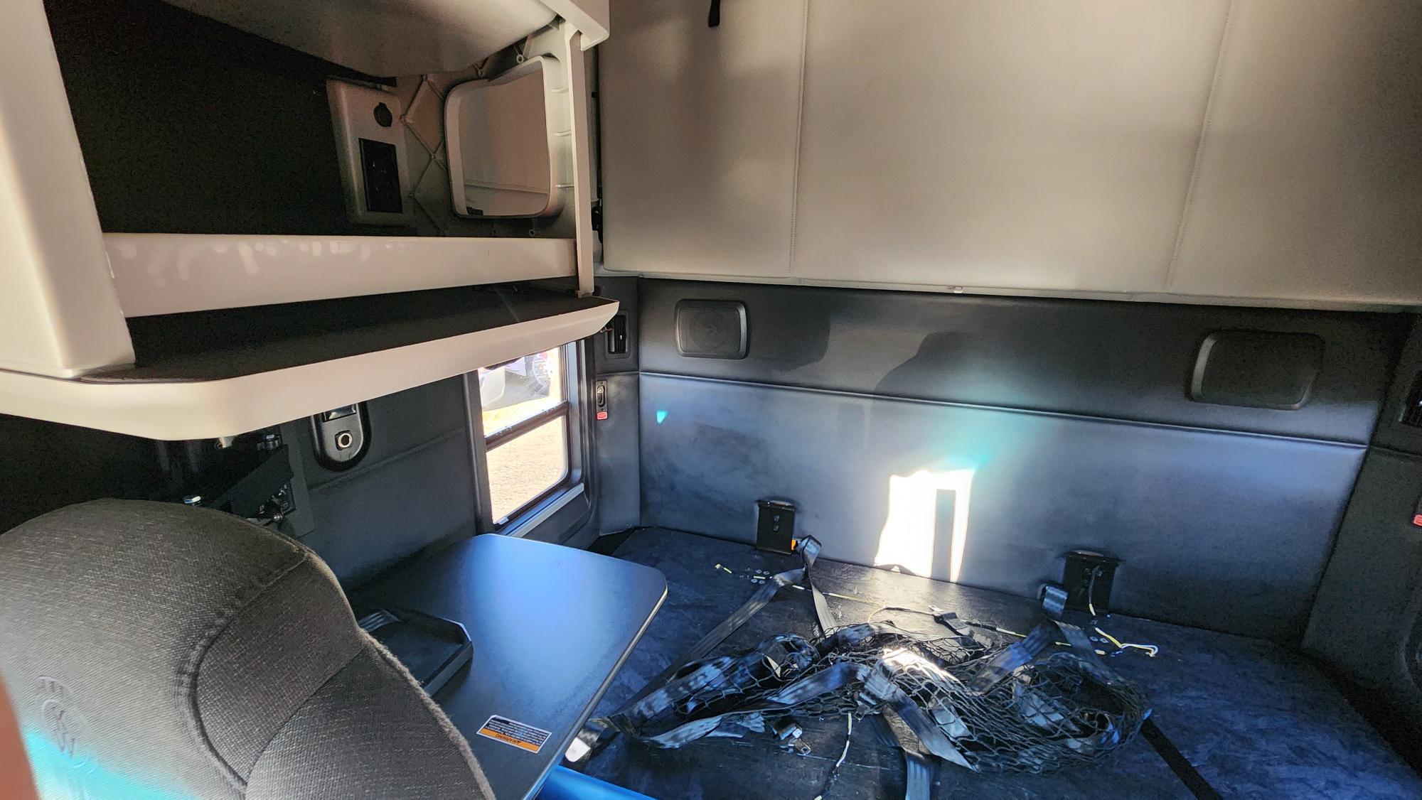 2023 KENWORTH T680 - image 20