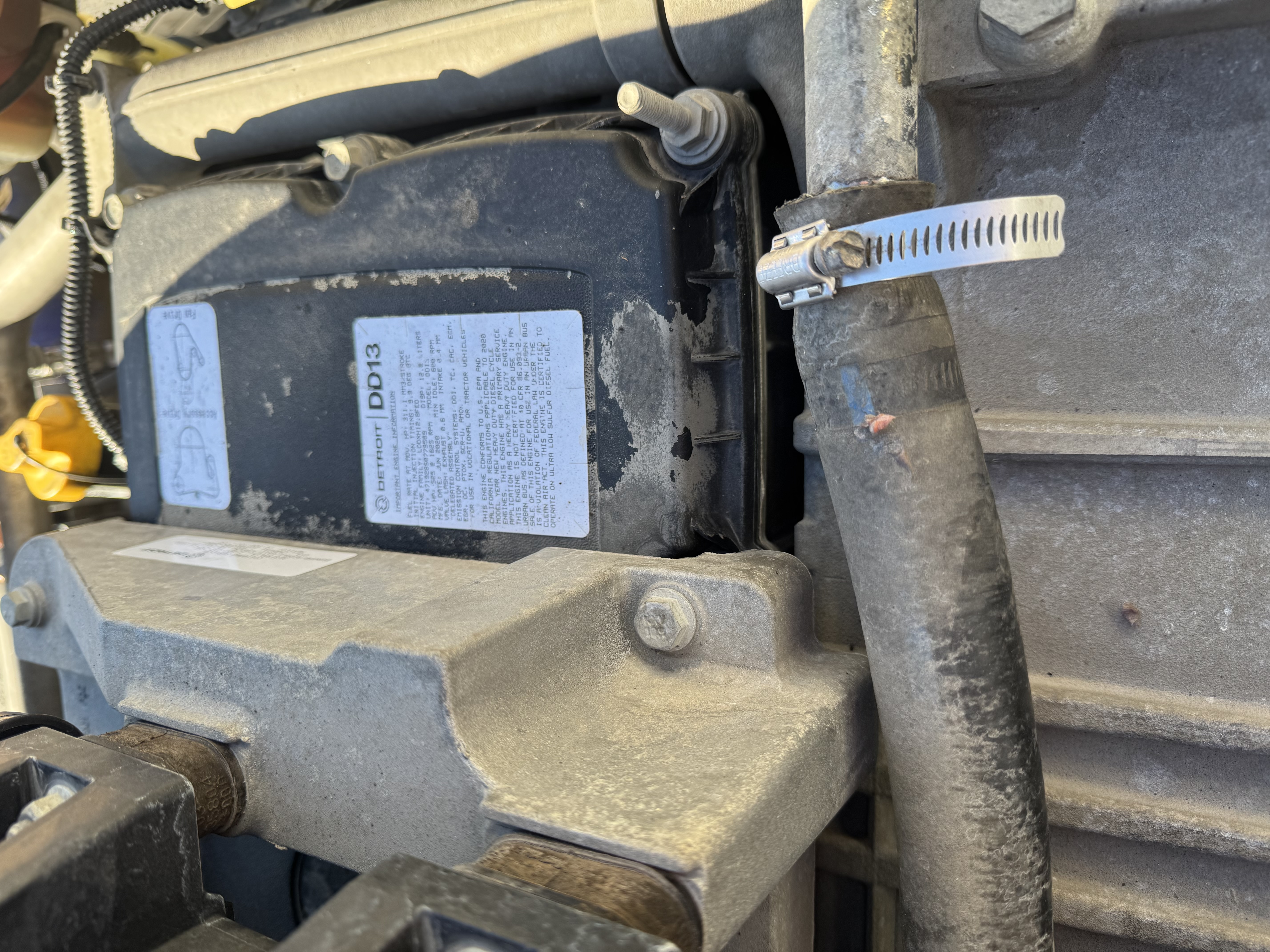 2021 FREIGHTLINER CASCADIA 126DC - image 11