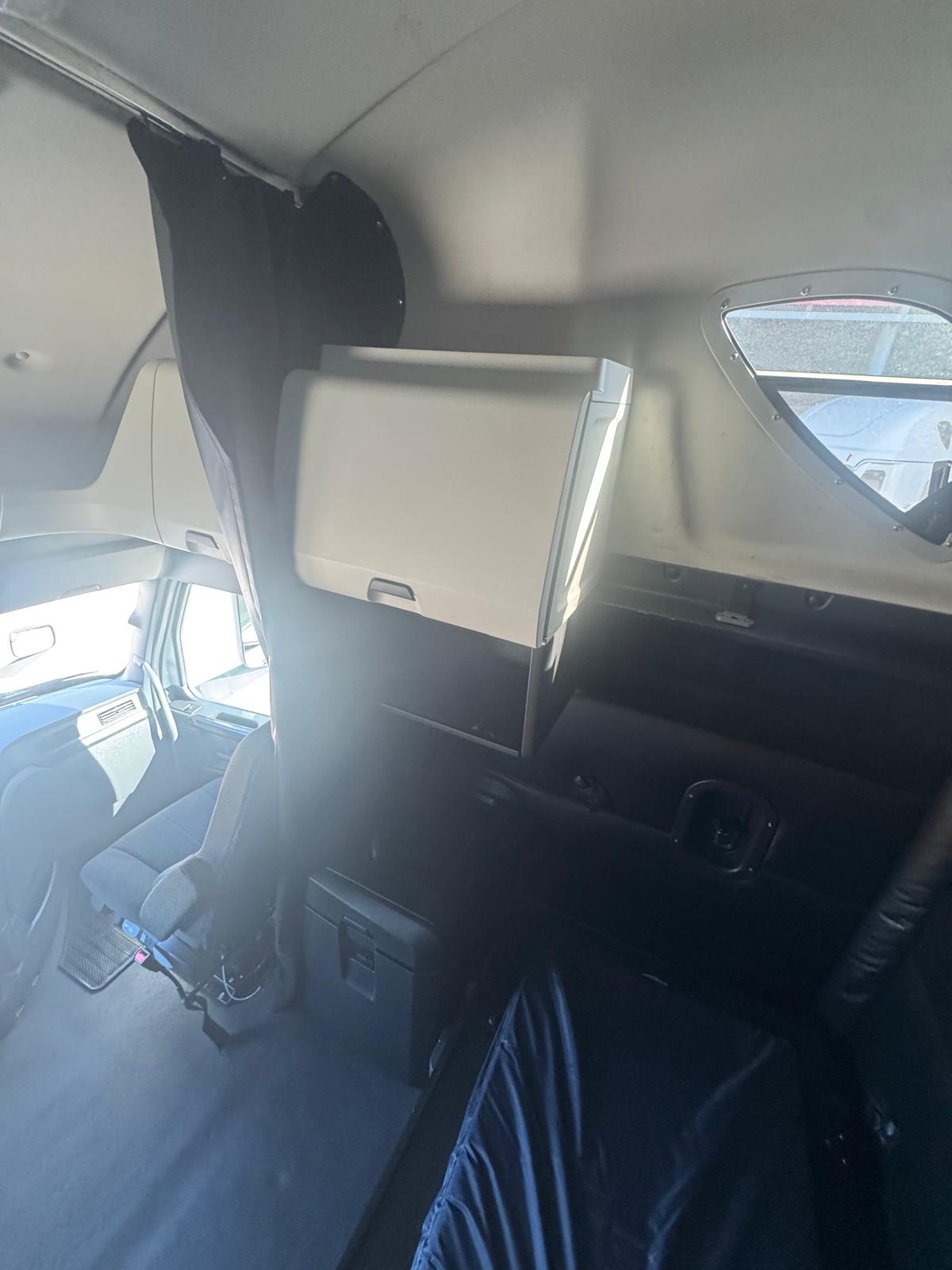 2023 FREIGHTLINER CASCADIA 126SLP - image 19