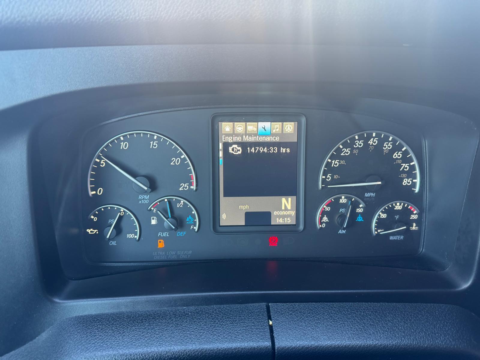 2023 FREIGHTLINER CASCADIA 126SLP - image 23