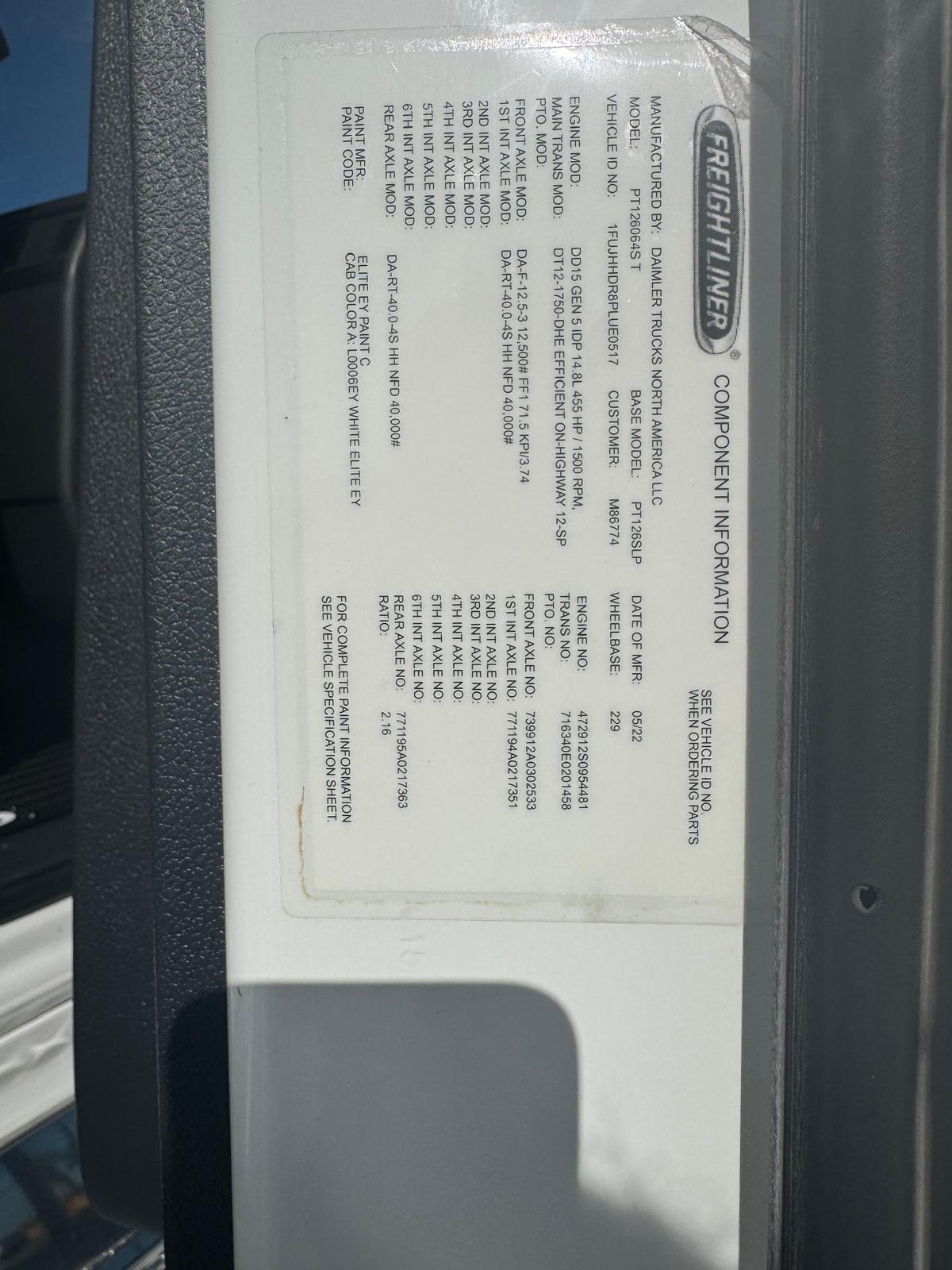 2023 FREIGHTLINER CASCADIA 126SLP - image 24