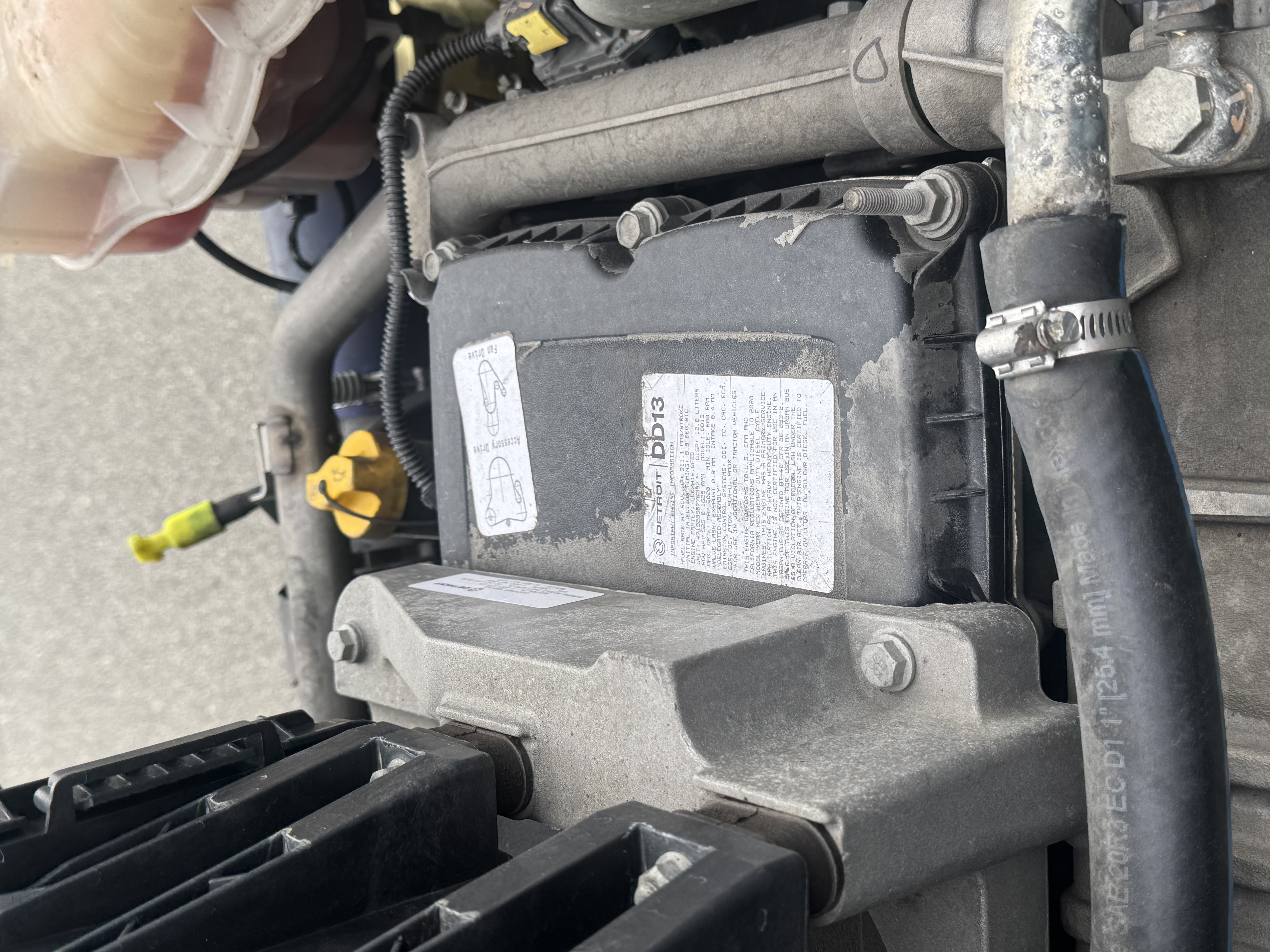 2021 FREIGHTLINER CASCADIA 126DC - image 11