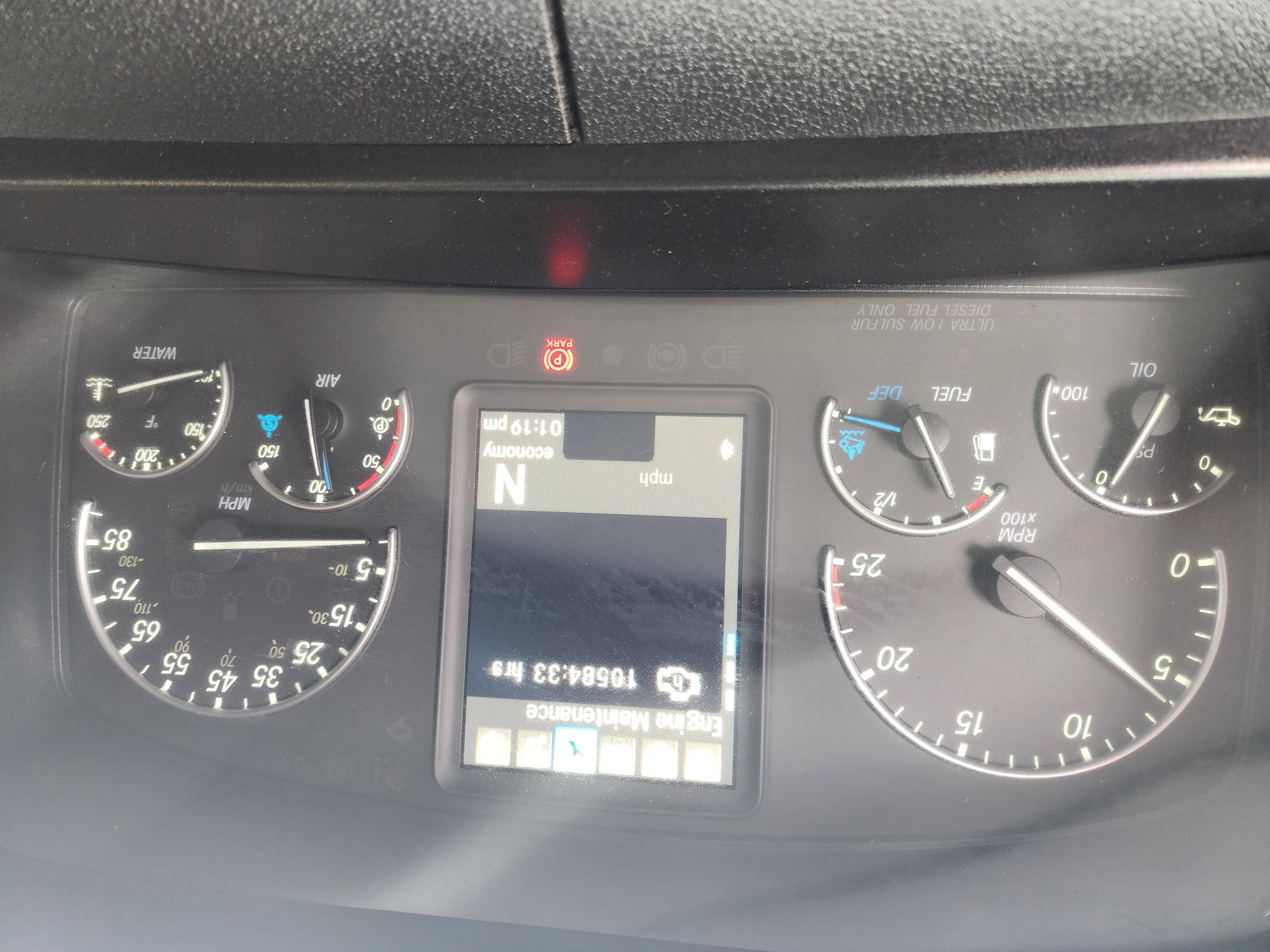 2023 FREIGHTLINER CASCADIA 126SLP - image 17